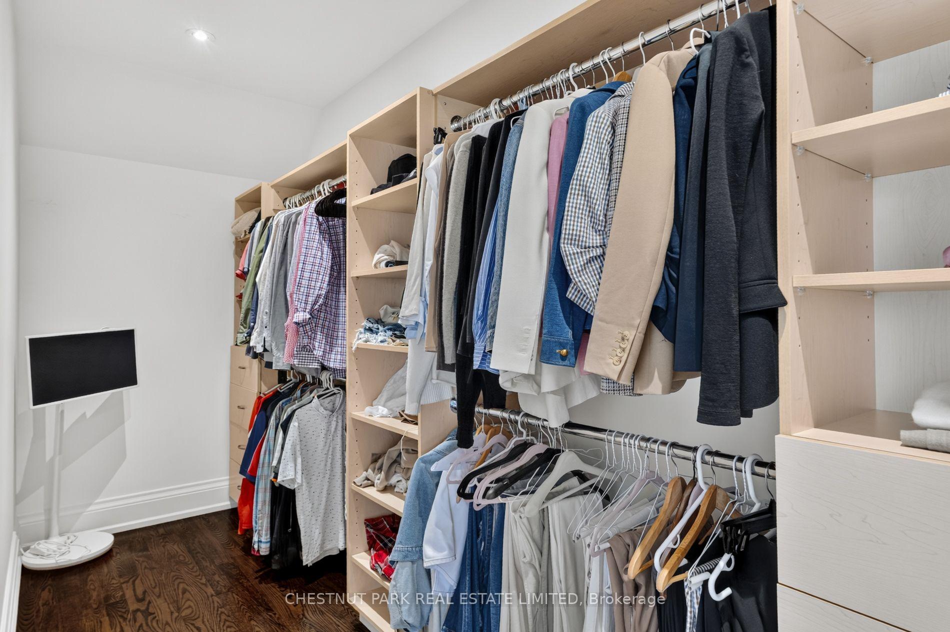 Photo 27 of 179 Yonge Boulevard, Toronto, Bedford Park-Nortown — HOMEH