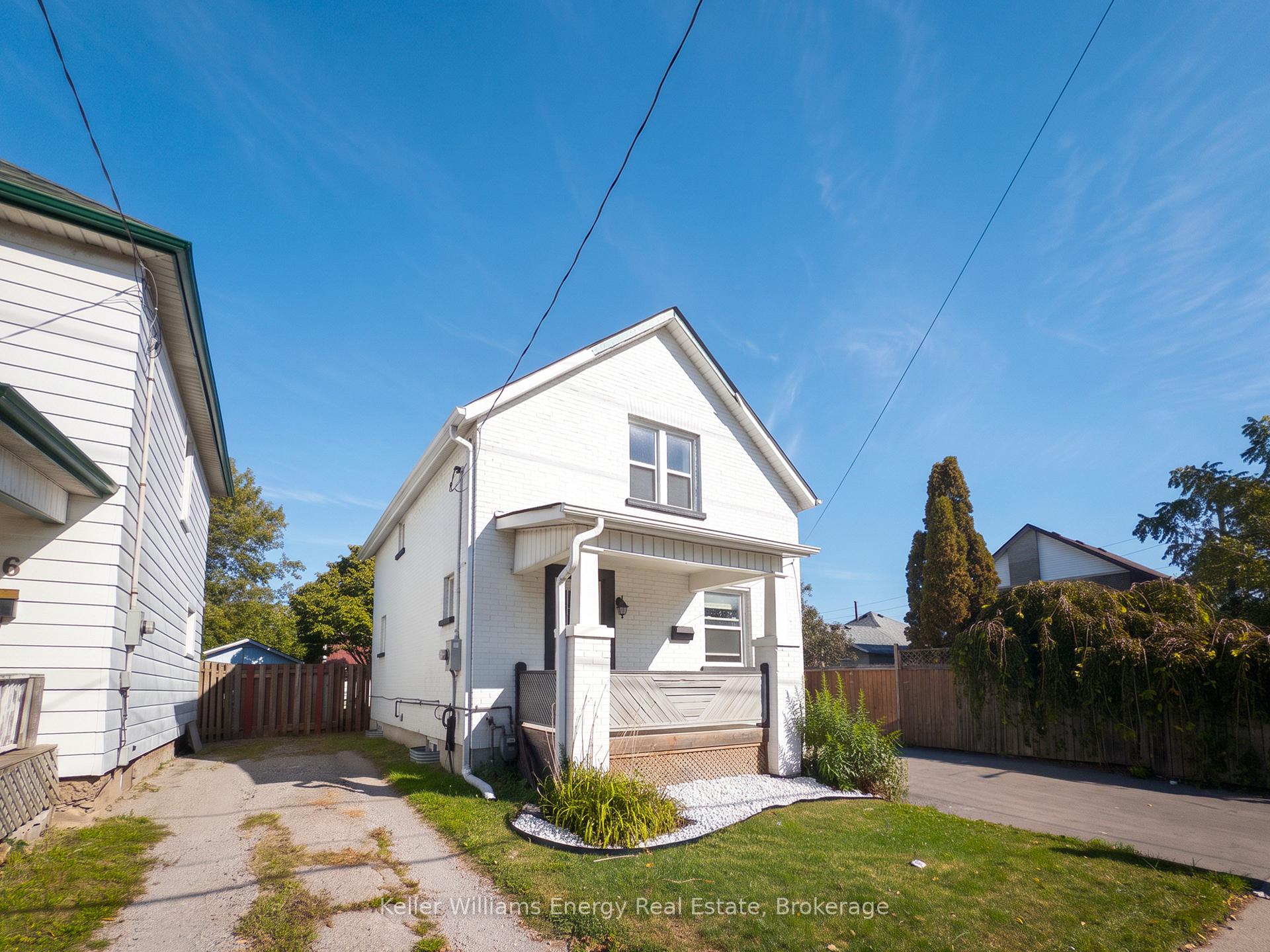 Photo 2 of 204 Gibb Street, Oshawa, Vanier — HOMEH