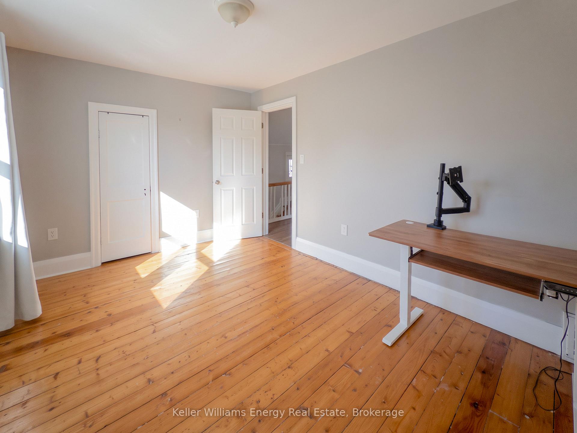Photo 15 of 204 Gibb Street, Oshawa, Vanier — HOMEH