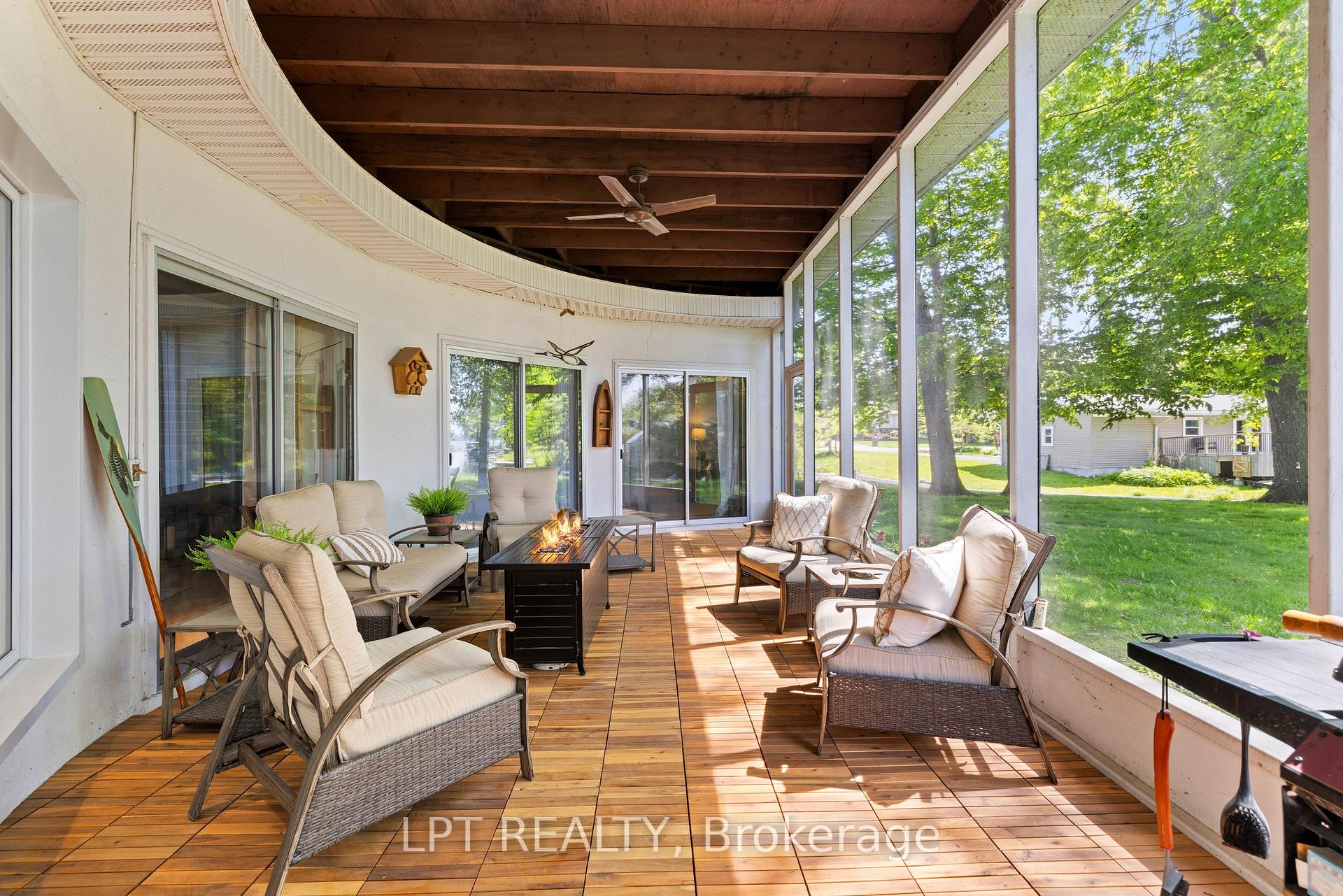 Photo 14 of 204 The Queensway, Georgina, Keswick South — HOMEH