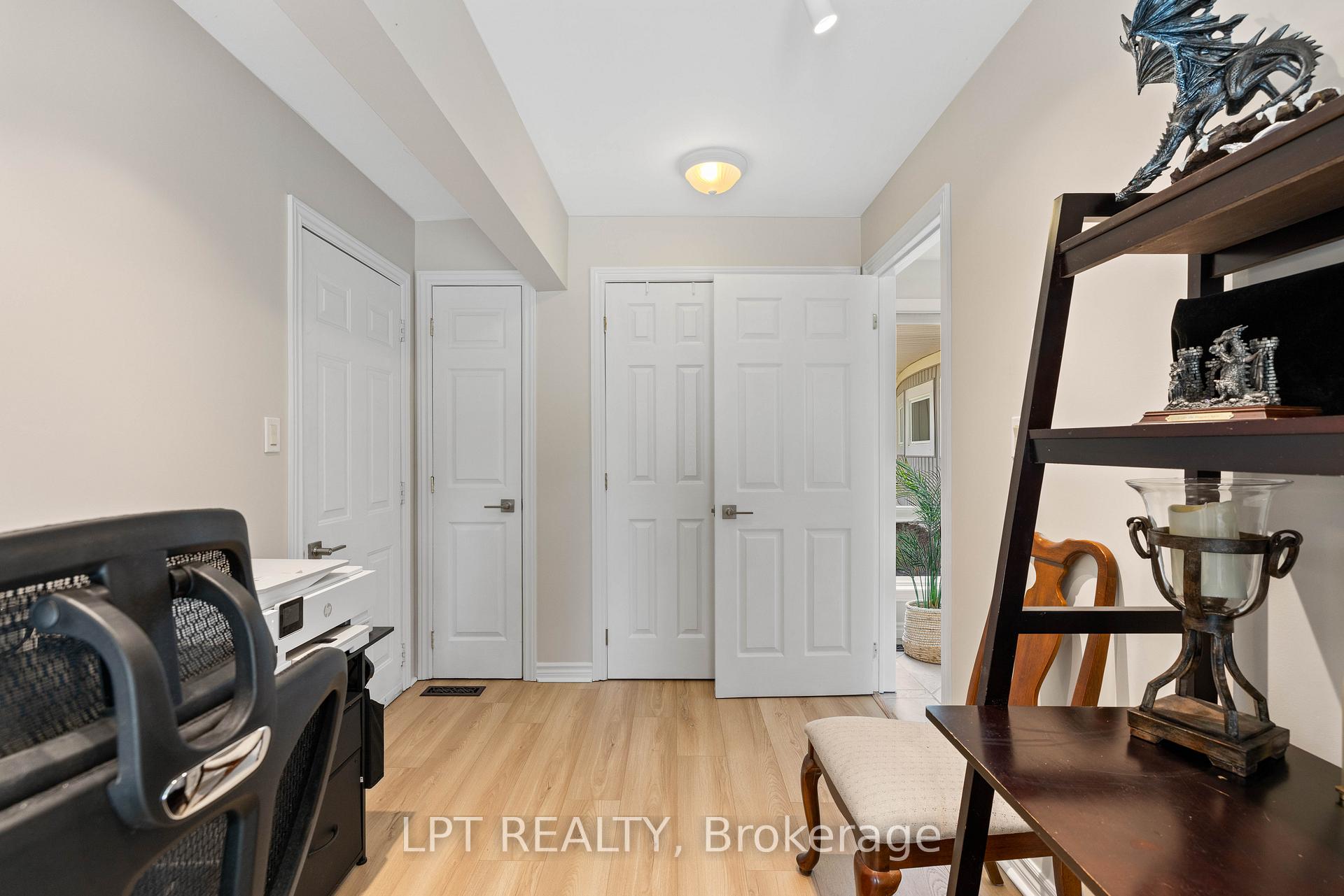 Photo 18 of 204 The Queensway, Georgina, Keswick South — HOMEH
