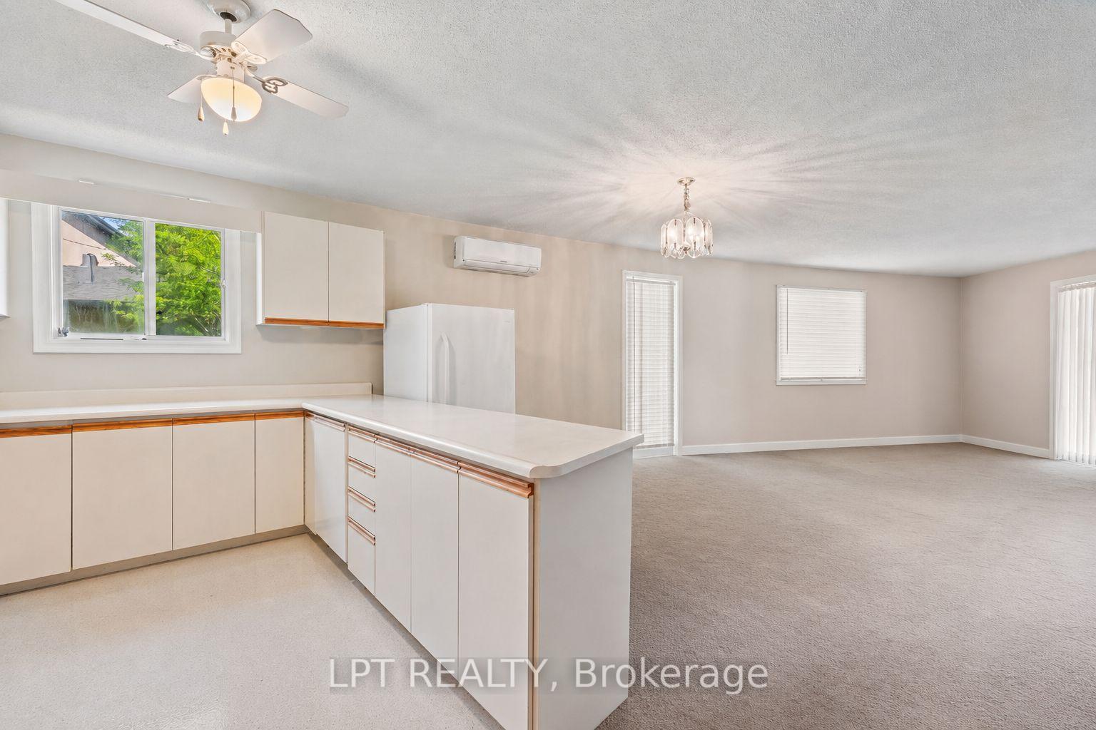 Photo 34 of 204 The Queensway, Georgina, Keswick South — HOMEH