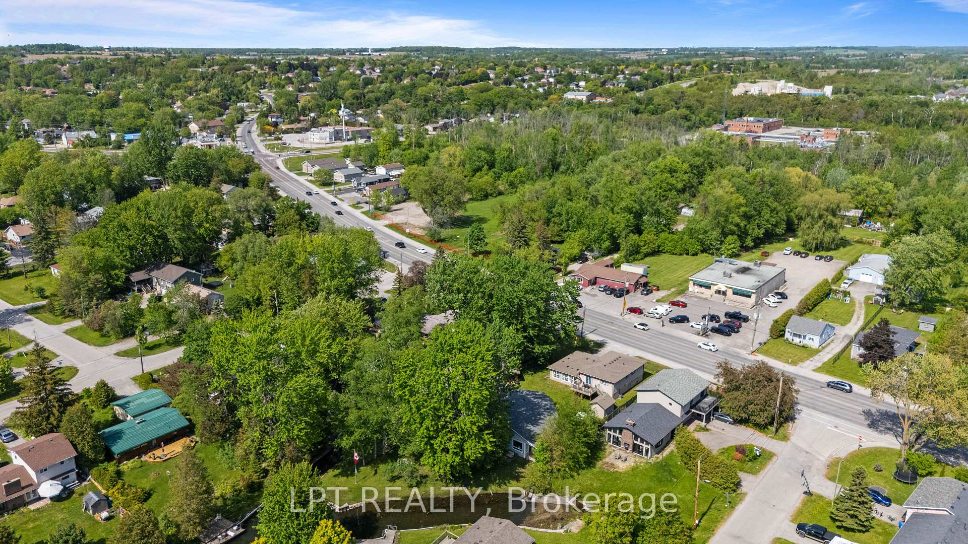 Photo 48 of 204 The Queensway, Georgina, Keswick South — HOMEH