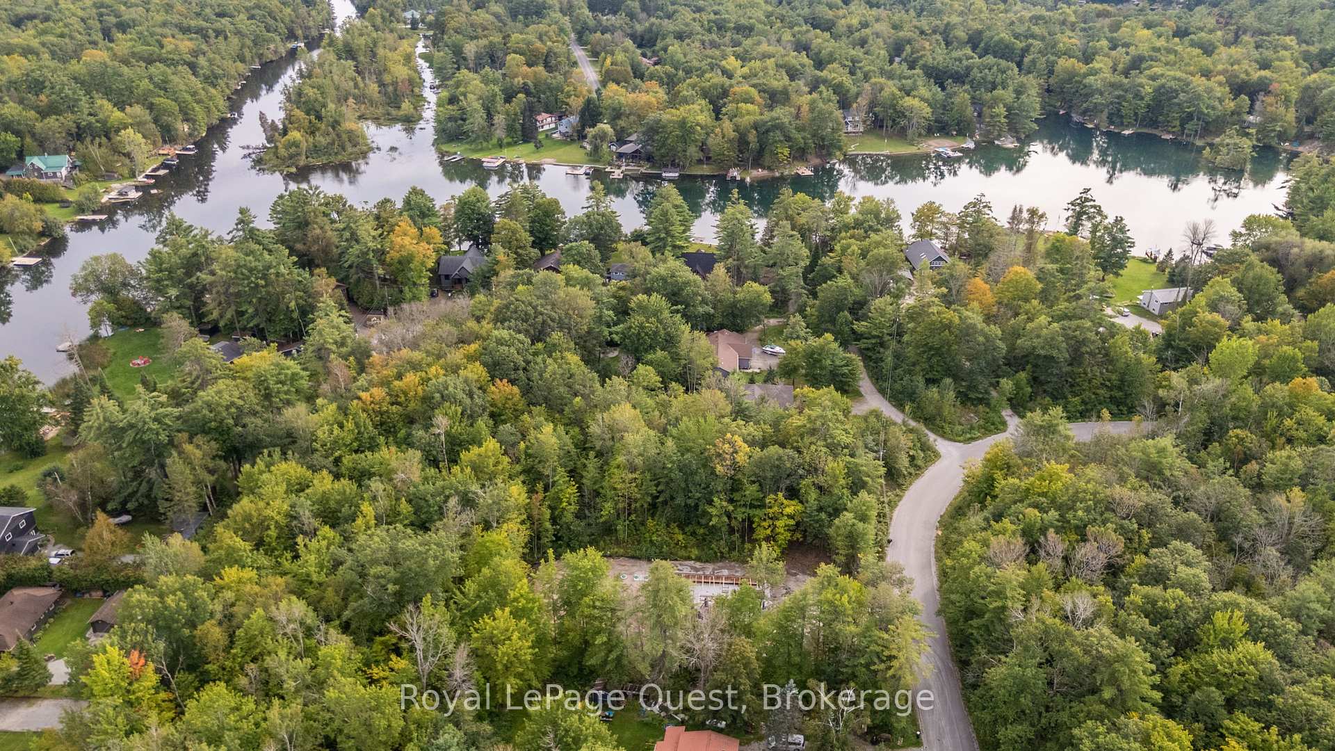 Photo 4 of 3469 Riverdale Drive, Severn, Washago — HOMEH