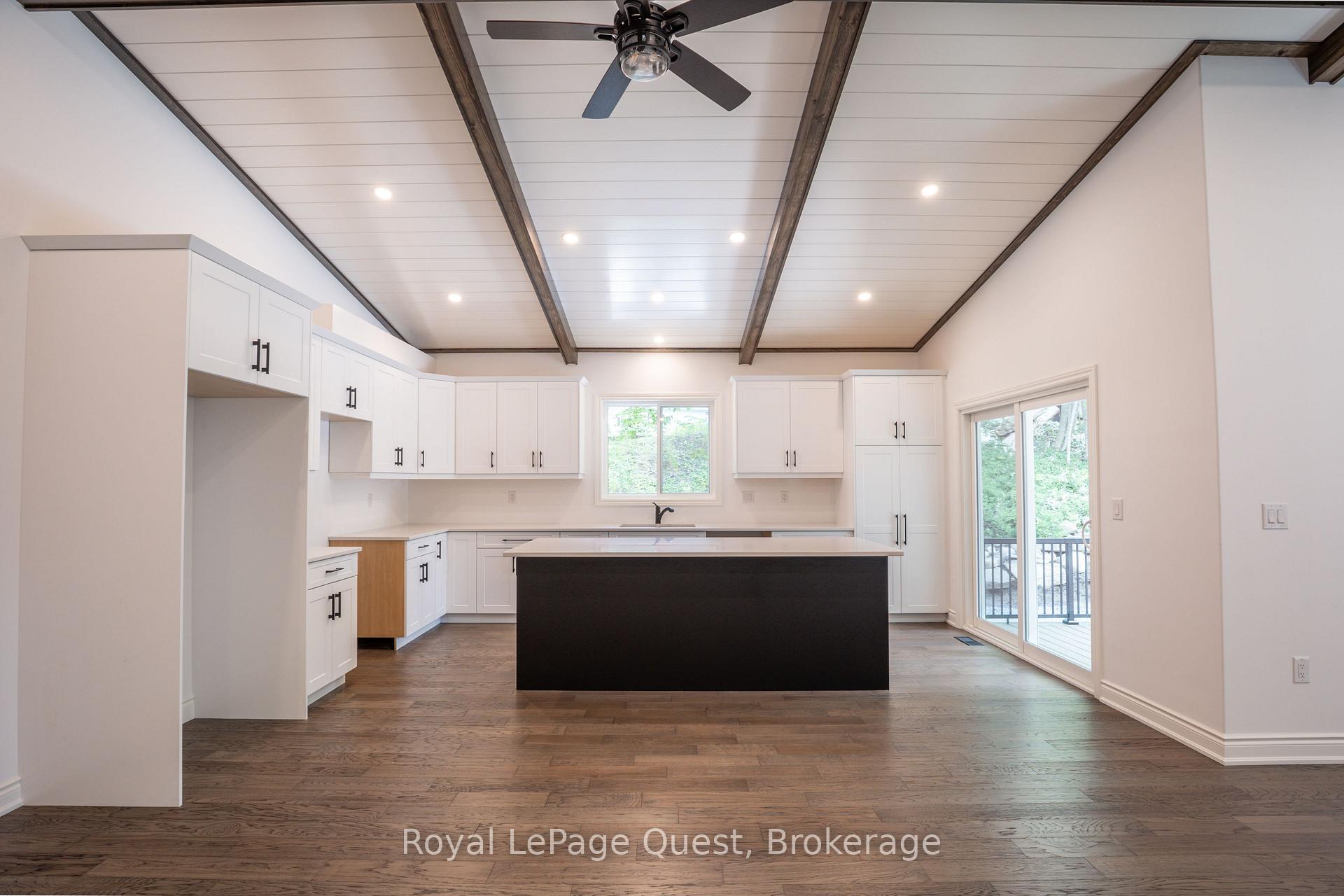 Photo 17 of 3469 Riverdale Drive, Severn, Washago — HOMEH