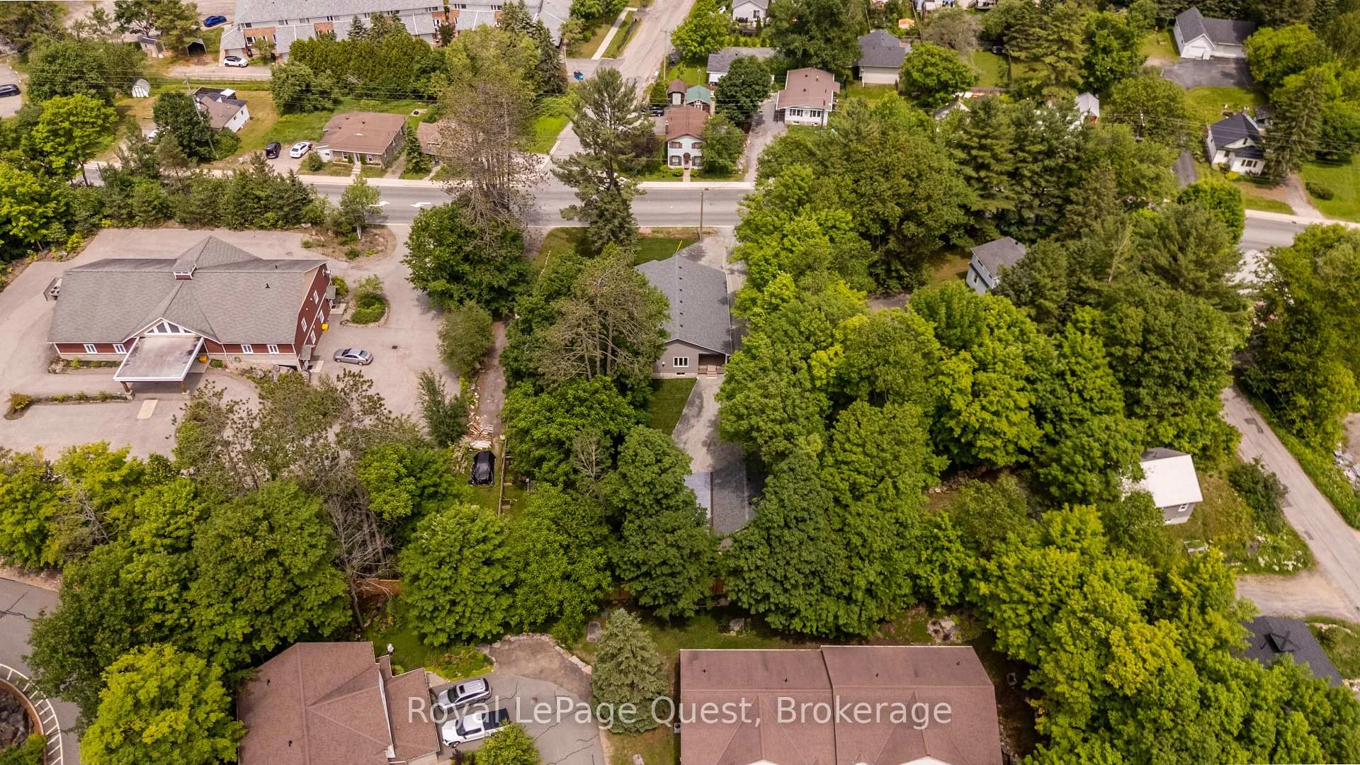 Photo 11 of 3469 Riverdale Drive, Severn, Washago — HOMEH