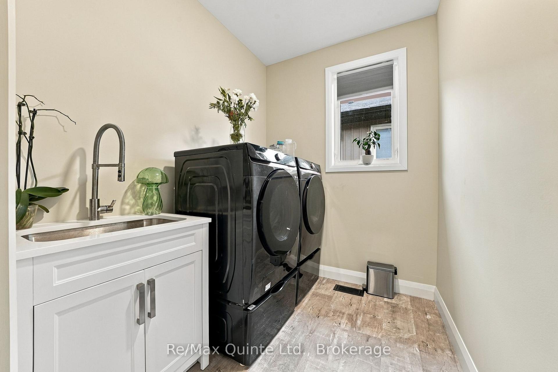 Photo 20 of 61 Hastings Park Drive, Belleville, Belleville Ward — HOMEH