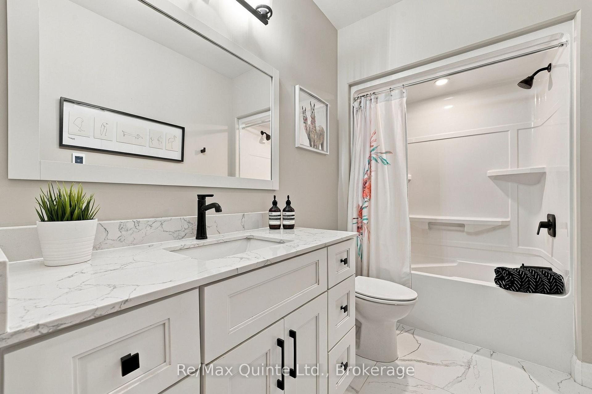 Photo 22 of 61 Hastings Park Drive, Belleville, Belleville Ward — HOMEH