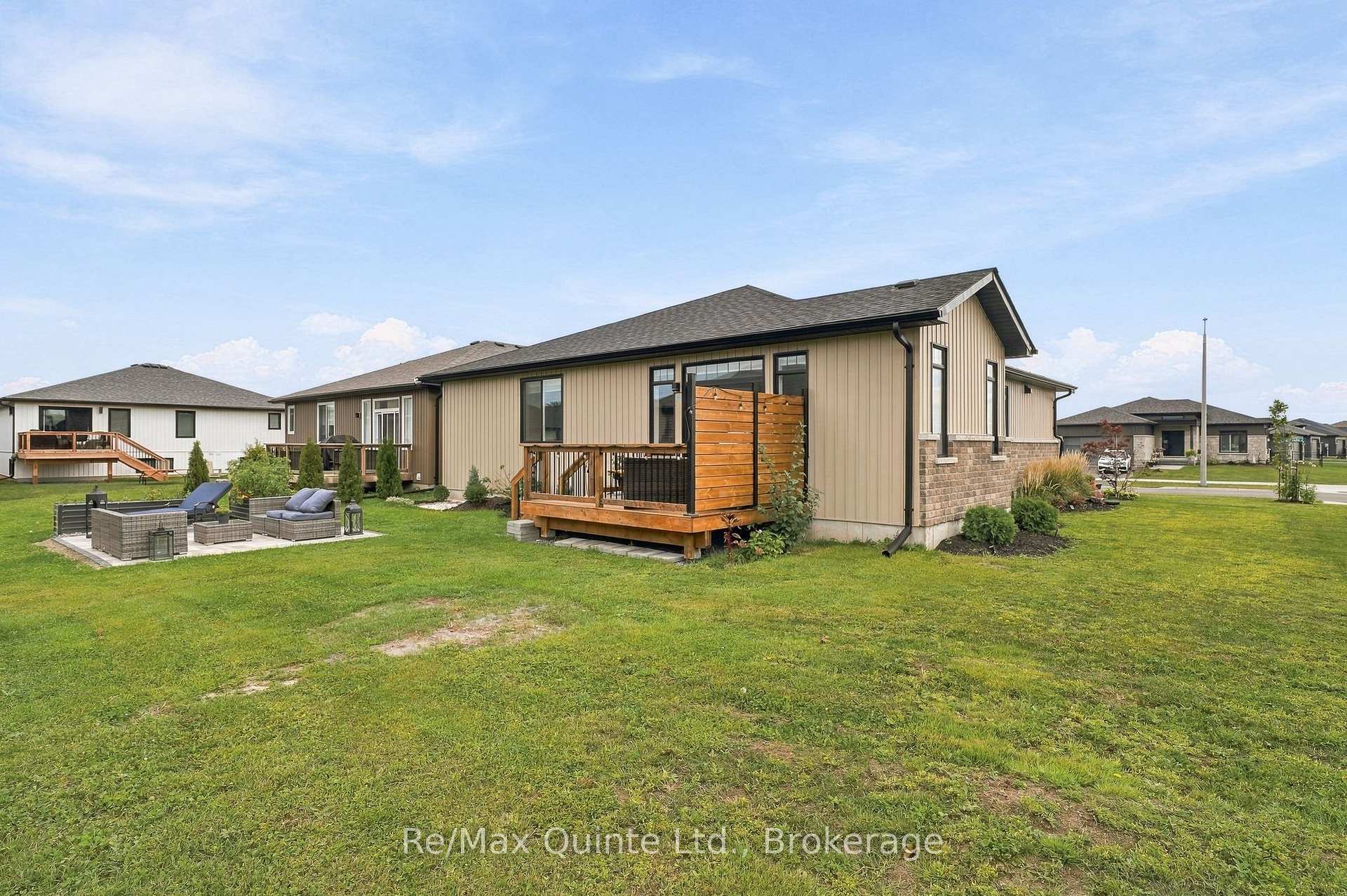 Photo 39 of 61 Hastings Park Drive, Belleville, Belleville Ward — HOMEH