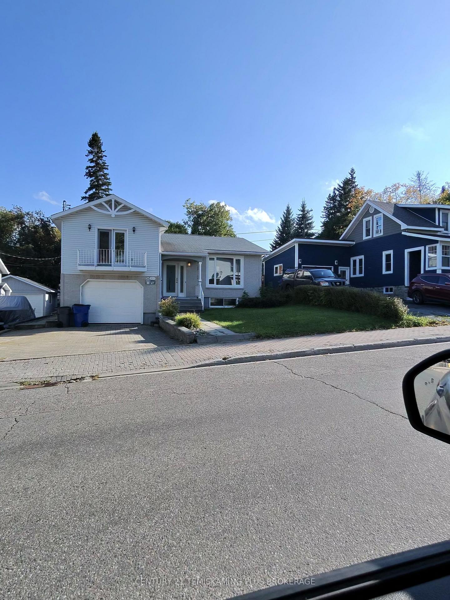Photo of 430 Main Street