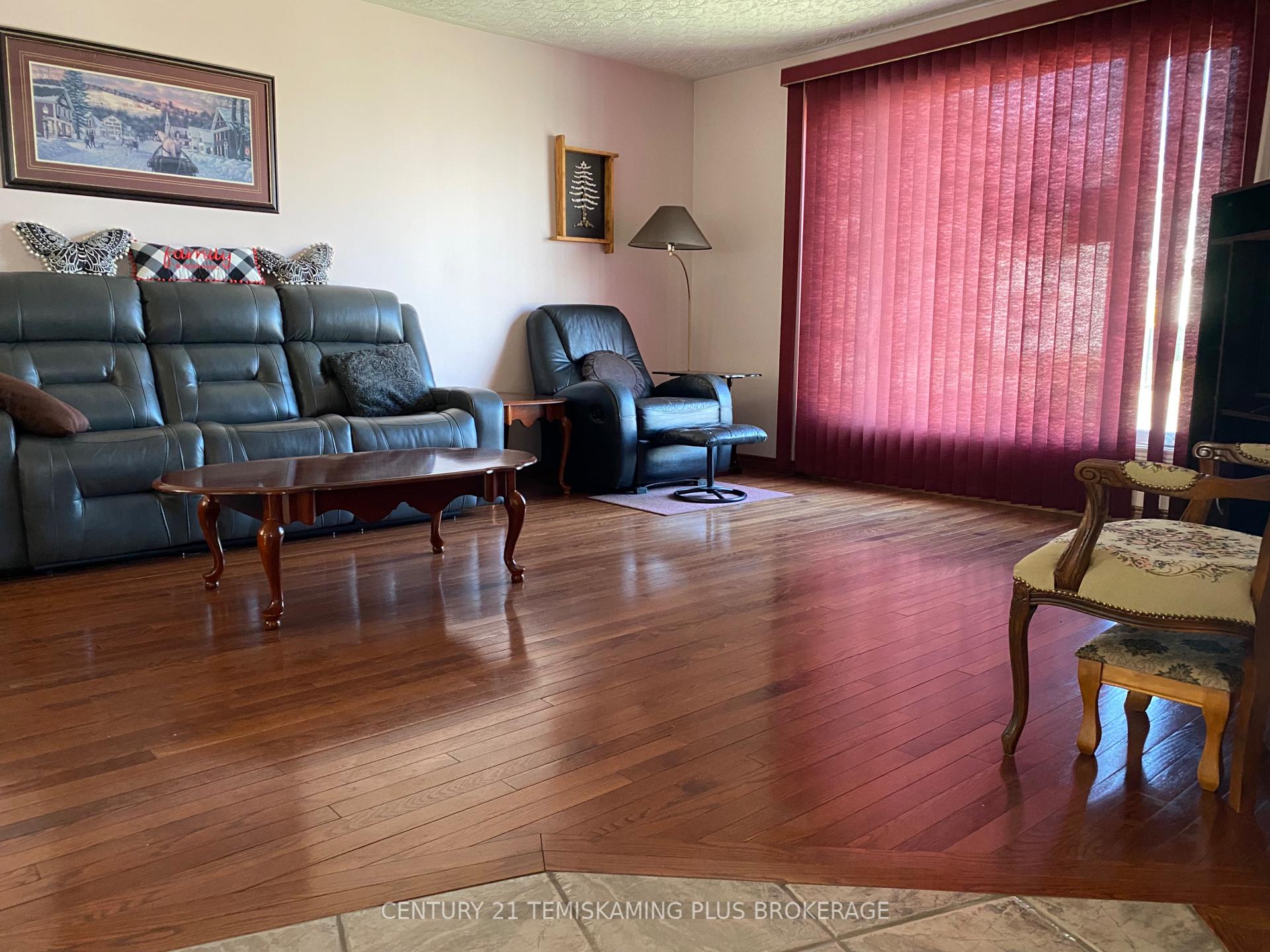 Photo 16 of 430 Main Street, Temiskaming Shores, Haileybury — HOMEH