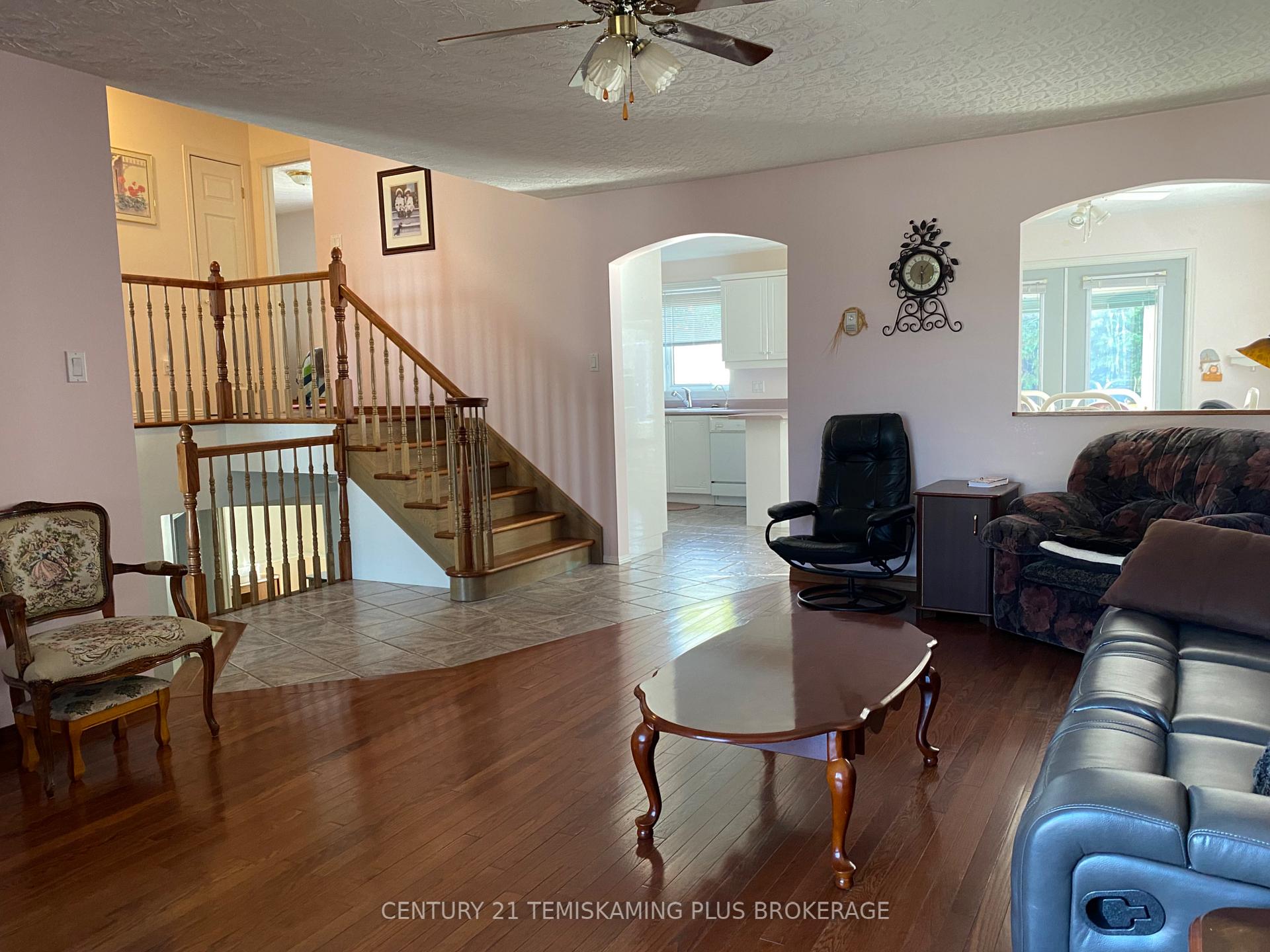 Photo 18 of 430 Main Street, Temiskaming Shores, Haileybury — HOMEH