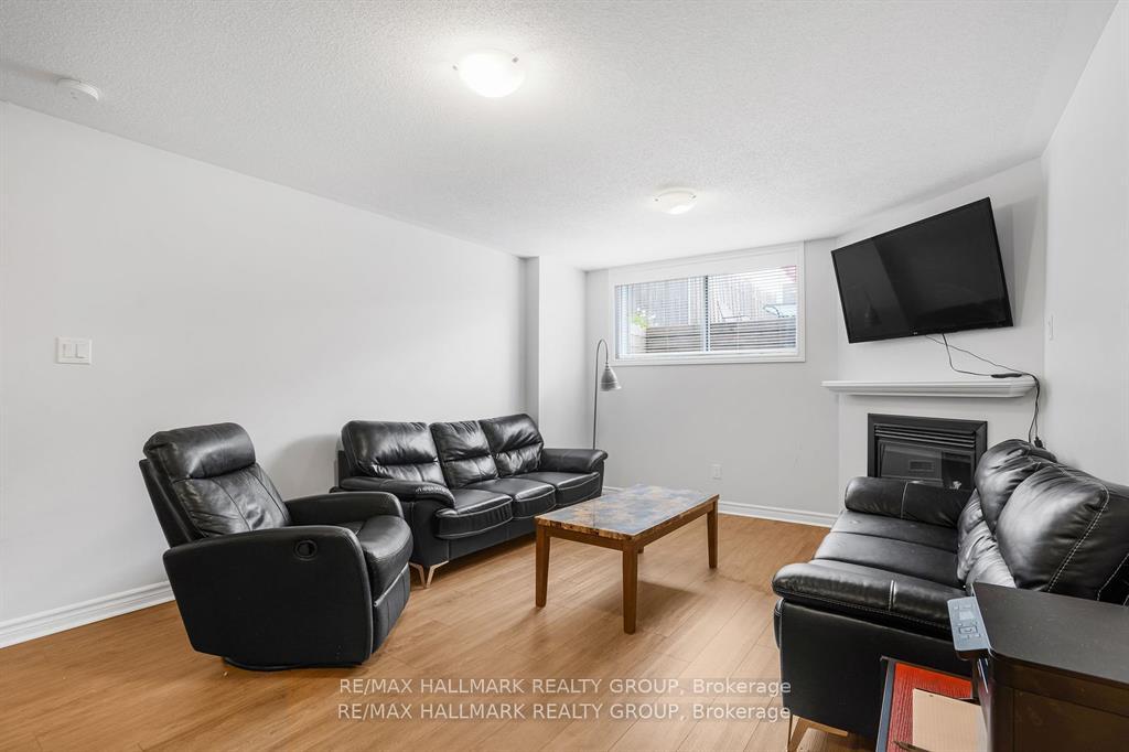 Photo 23 of 100 Lerta Way, Ottawa, Avalon West — HOMEH
