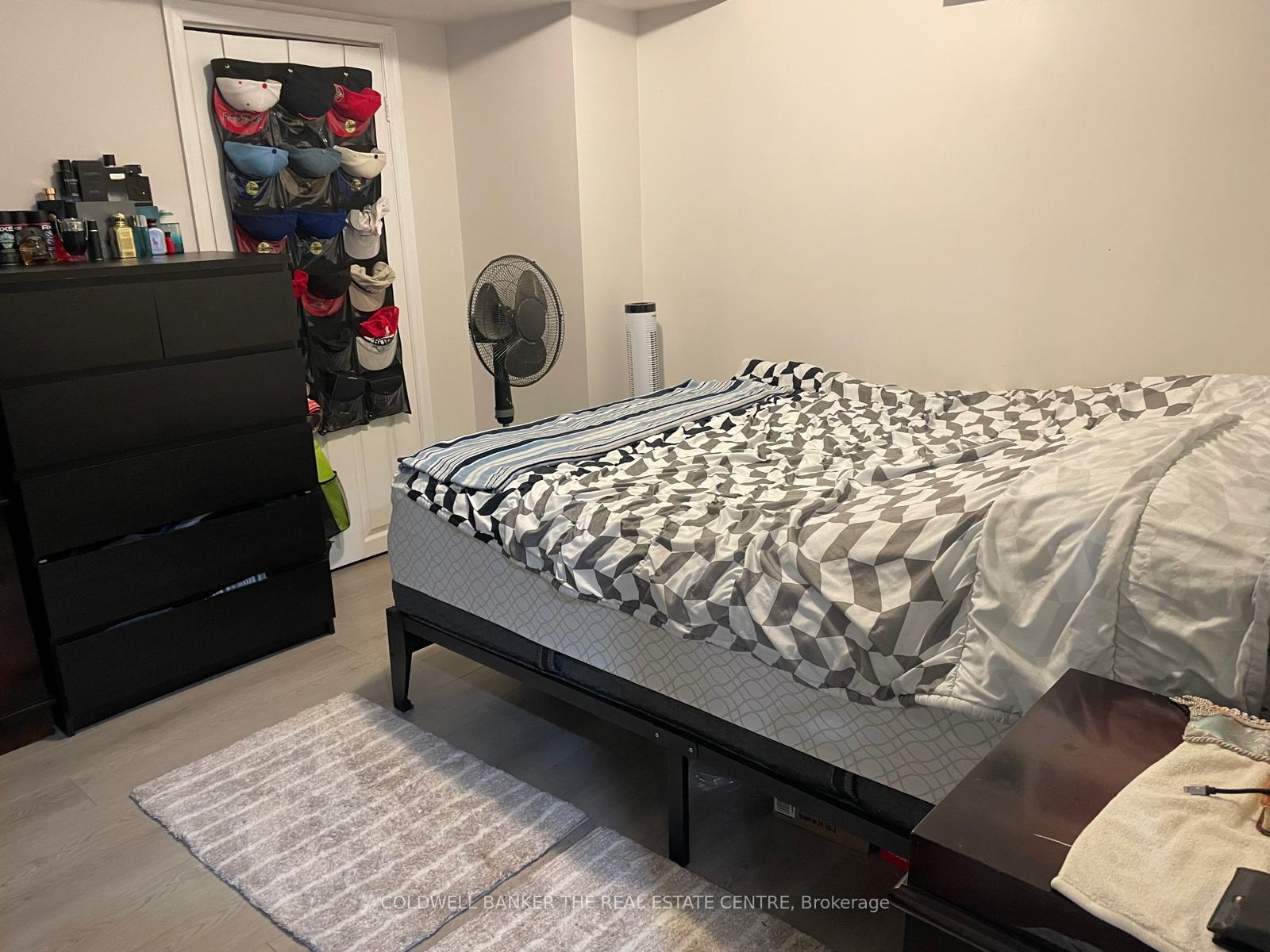 Photo 21 of 28 Fairty Drive, Markham, Middlefield — HOMEH