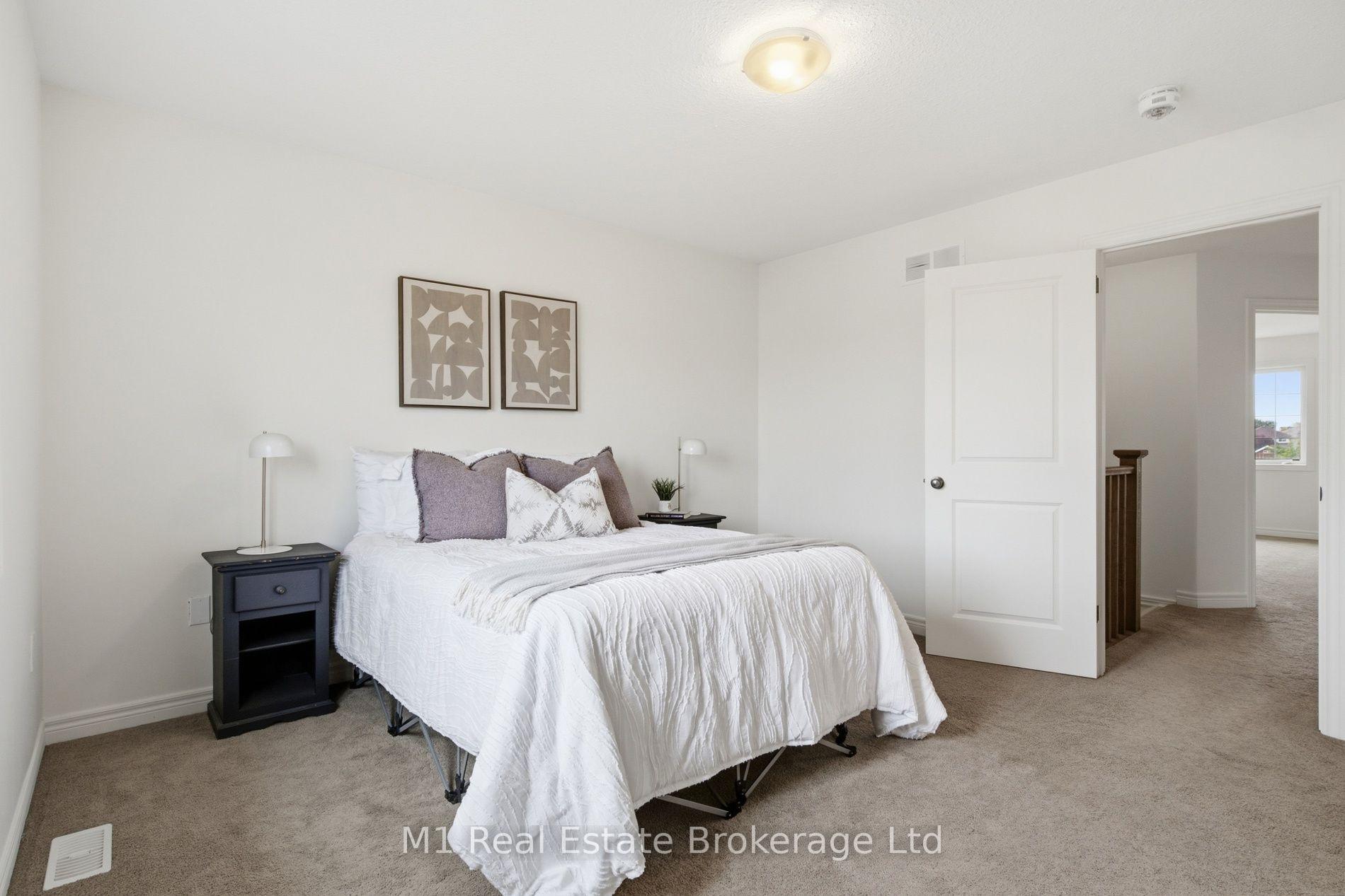 Photo 23 of 9 Marshall Drive, Guelph, Grange Road — HOMEH
