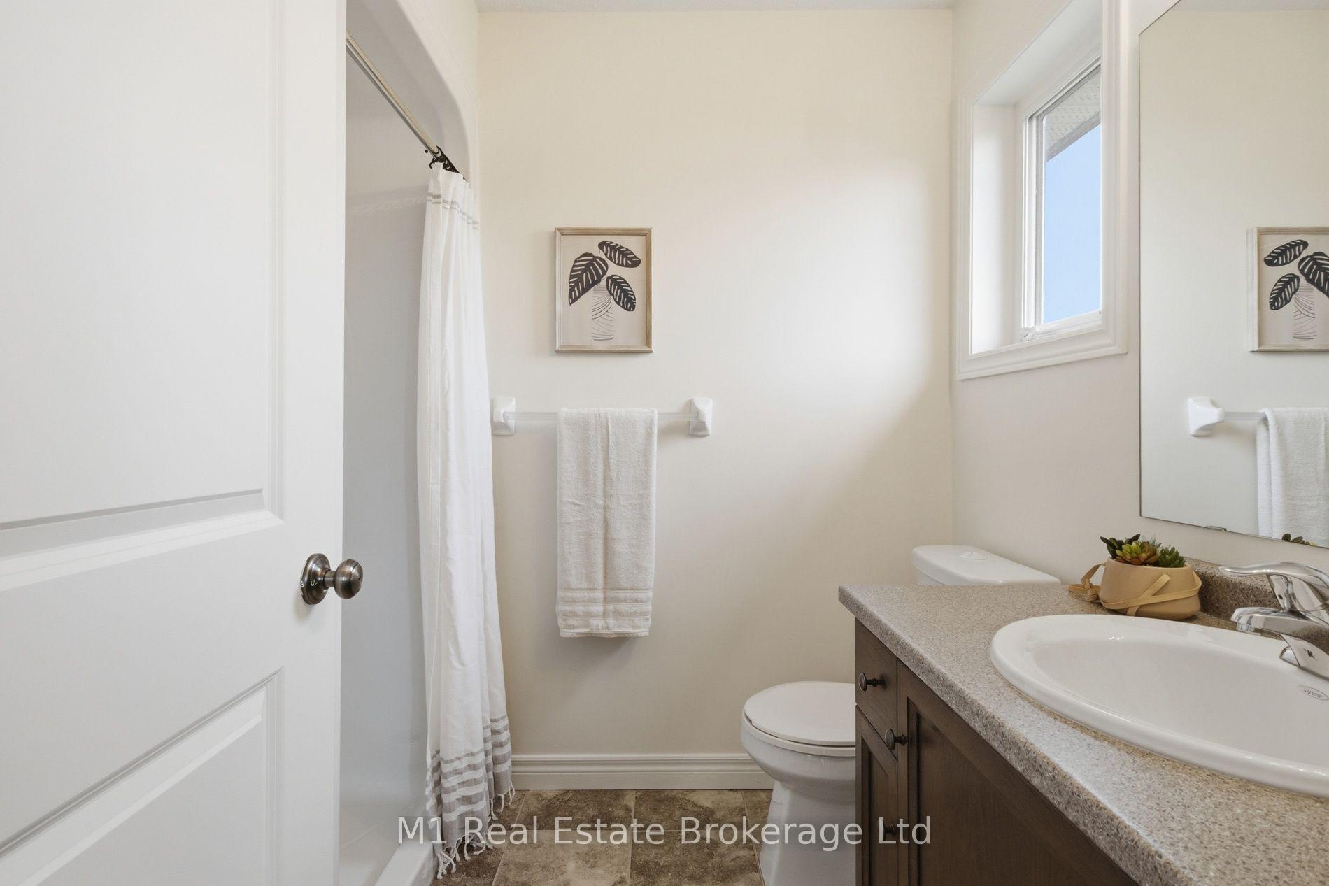 Photo 25 of 9 Marshall Drive, Guelph, Grange Road — HOMEH