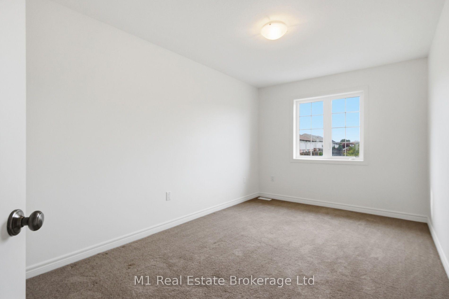 Photo 27 of 9 Marshall Drive, Guelph, Grange Road — HOMEH