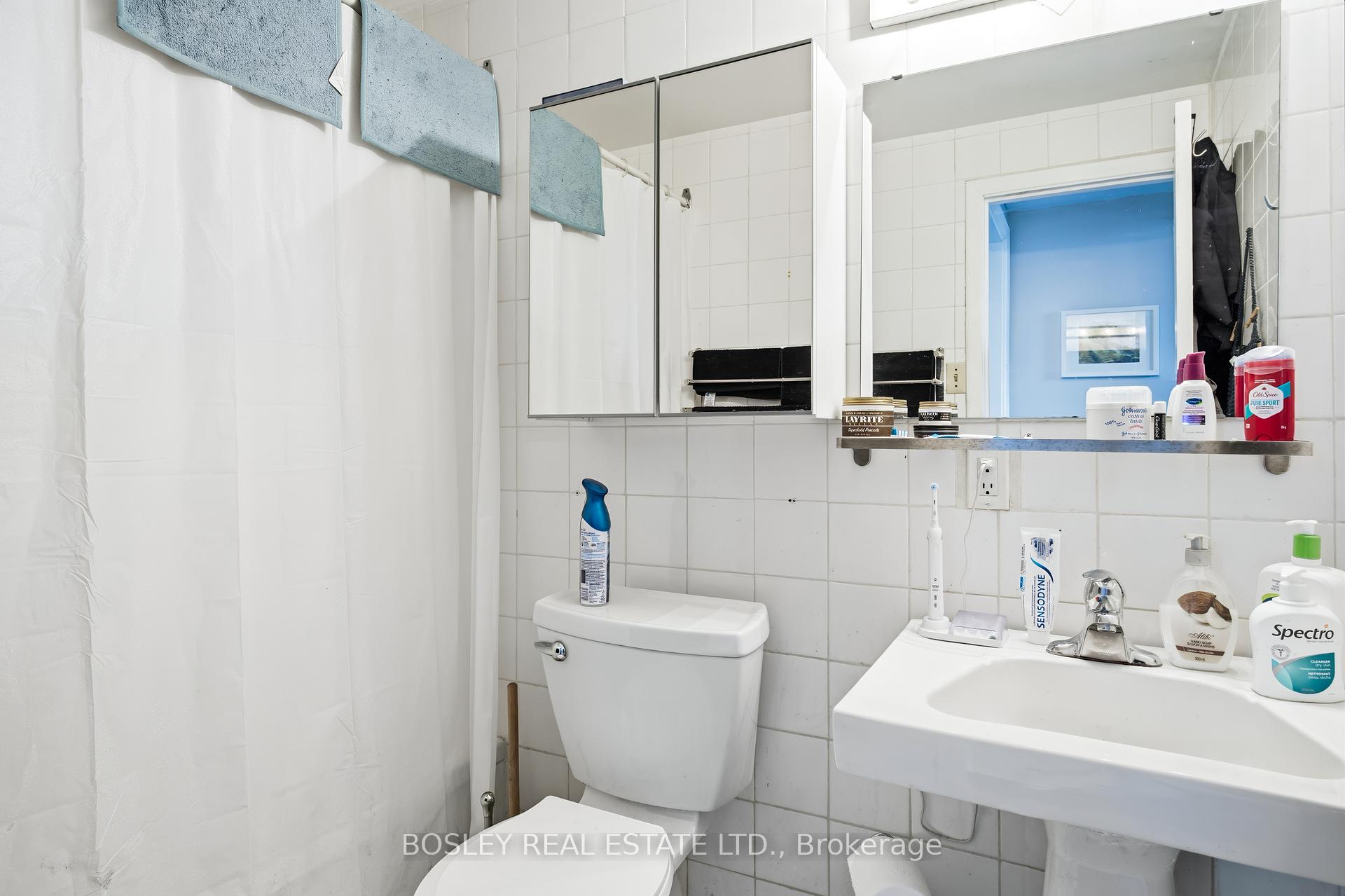 Photo 25 of 85 Walmer Road, Toronto, The Annex — HOMEH