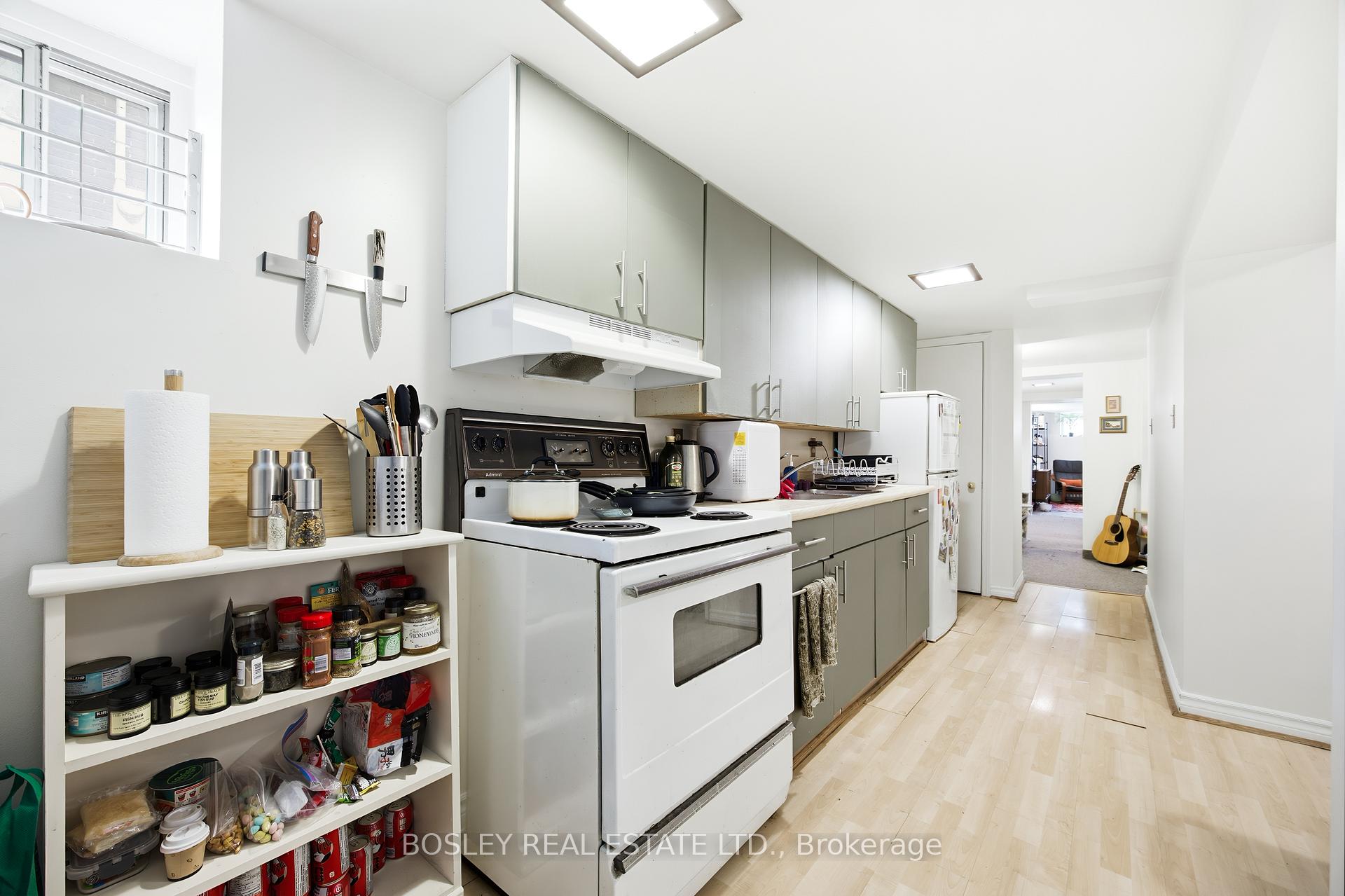 Photo 42 of 85 Walmer Road, Toronto, The Annex — HOMEH