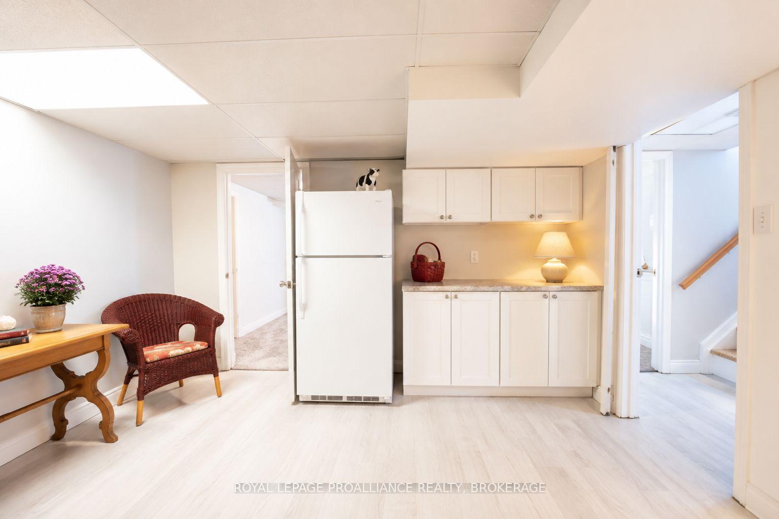 Photo 26 of 302 Arrowhead Place, Kingston, West of Sir John A. Blvd — HOMEH