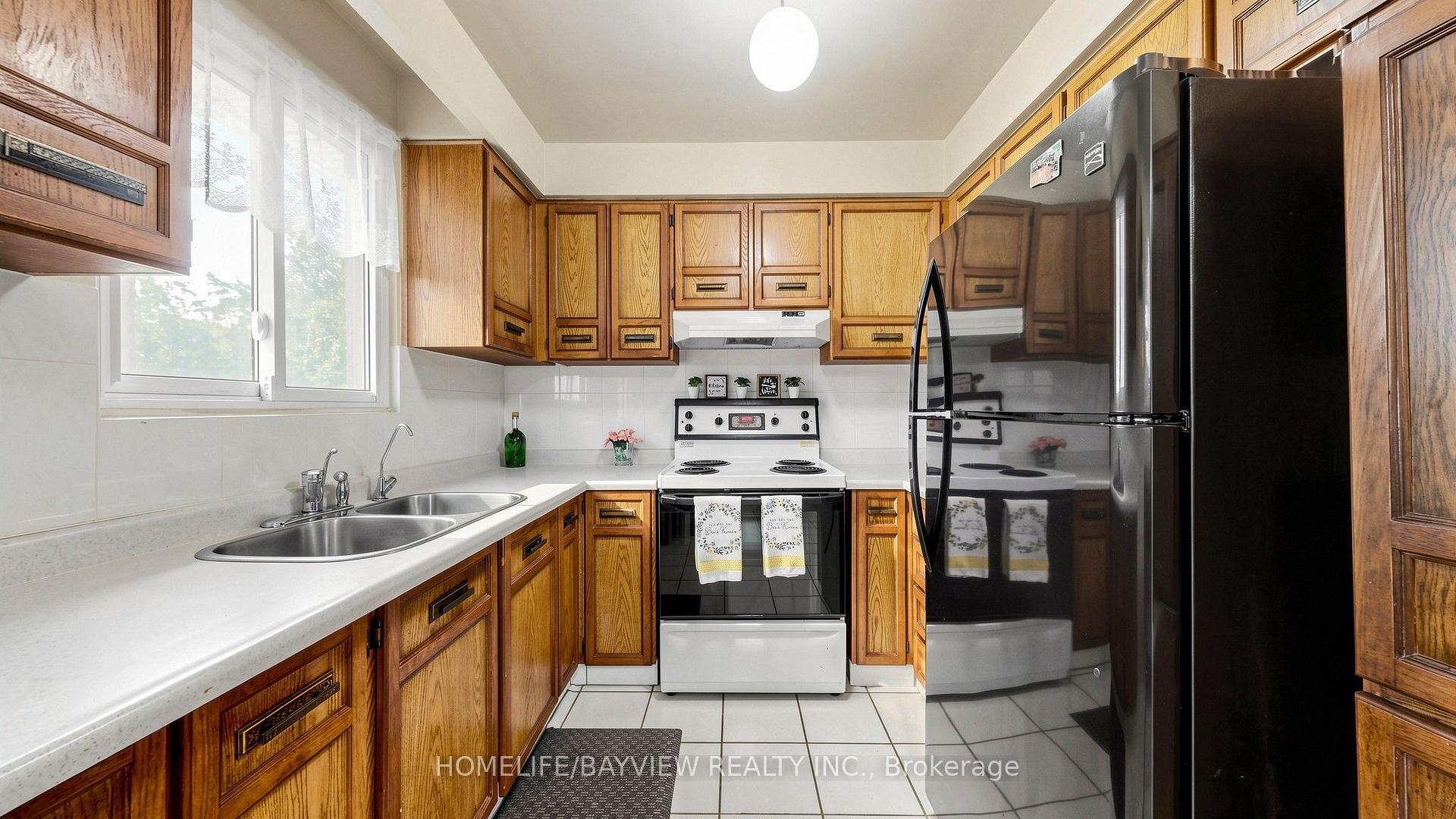 Photo 14 of 78 Crayford Drive, Scarborough, Steeles — HOMEH