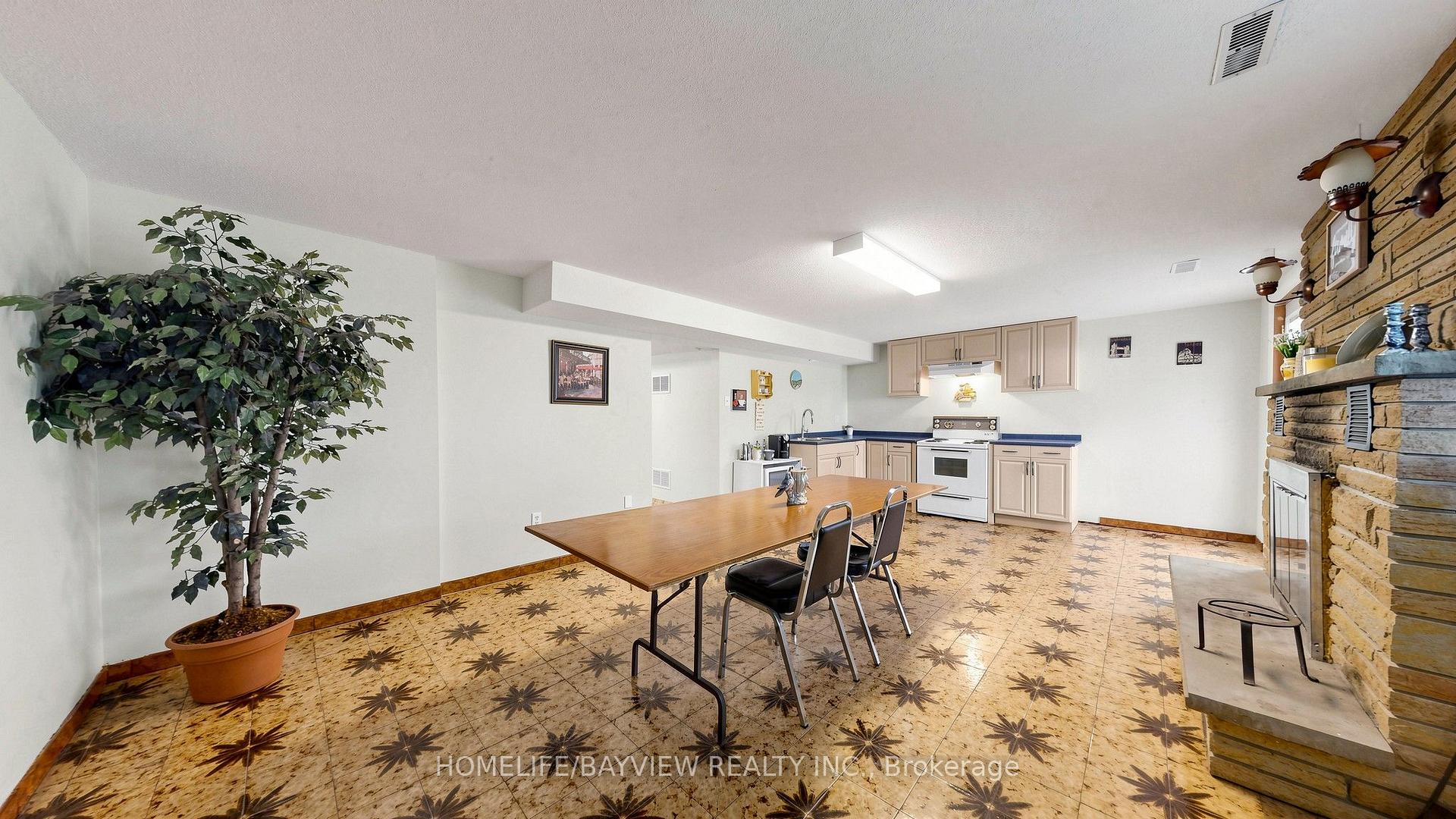 Photo 35 of 78 Crayford Drive, Scarborough, Steeles — HOMEH