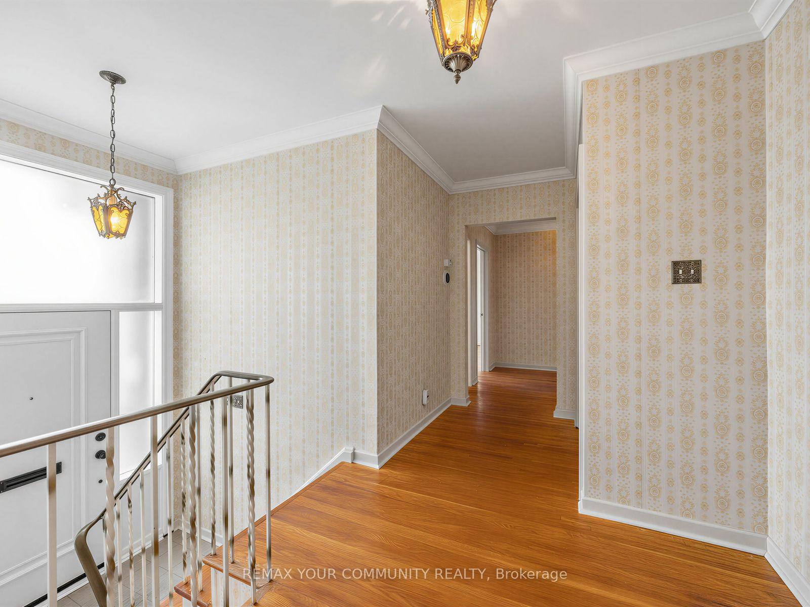 Photo 21 of 182 Bay Thorn Drive, Markham, Royal Orchard — HOMEH