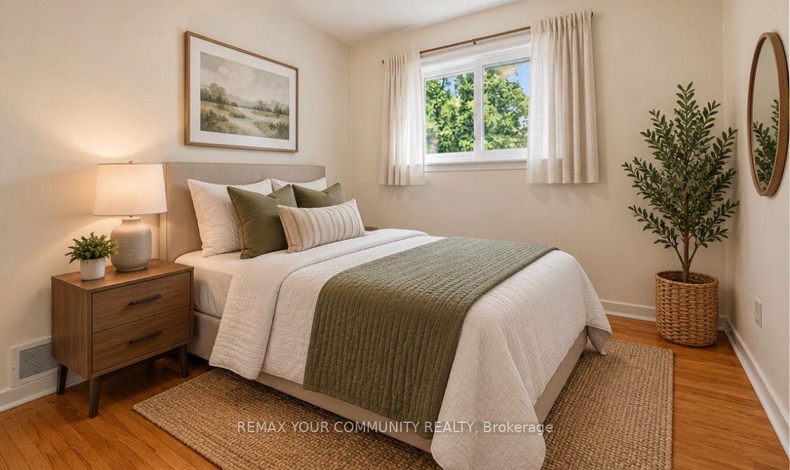 Photo 27 of 182 Bay Thorn Drive, Markham, Royal Orchard — HOMEH