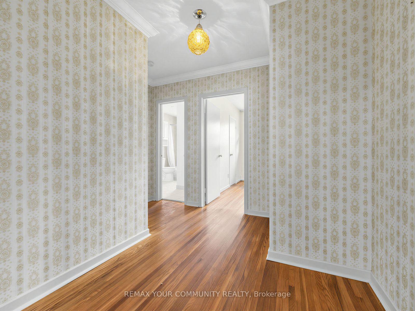 Photo 31 of 182 Bay Thorn Drive, Markham, Royal Orchard — HOMEH