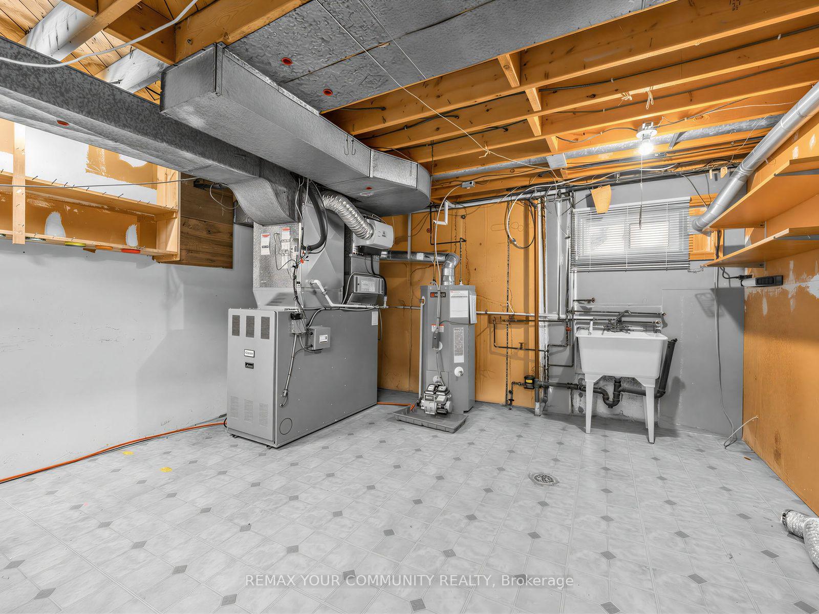 Photo 38 of 182 Bay Thorn Drive, Markham, Royal Orchard — HOMEH