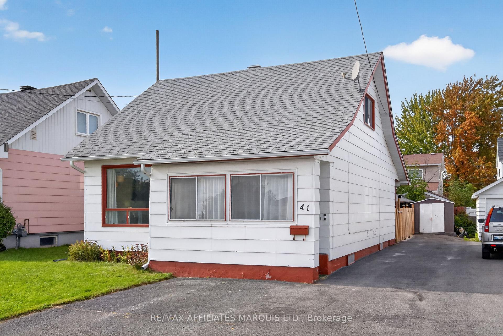 Photo 1 of 41 Eleventh Street E, Cornwall, Cornwall — HOMEH