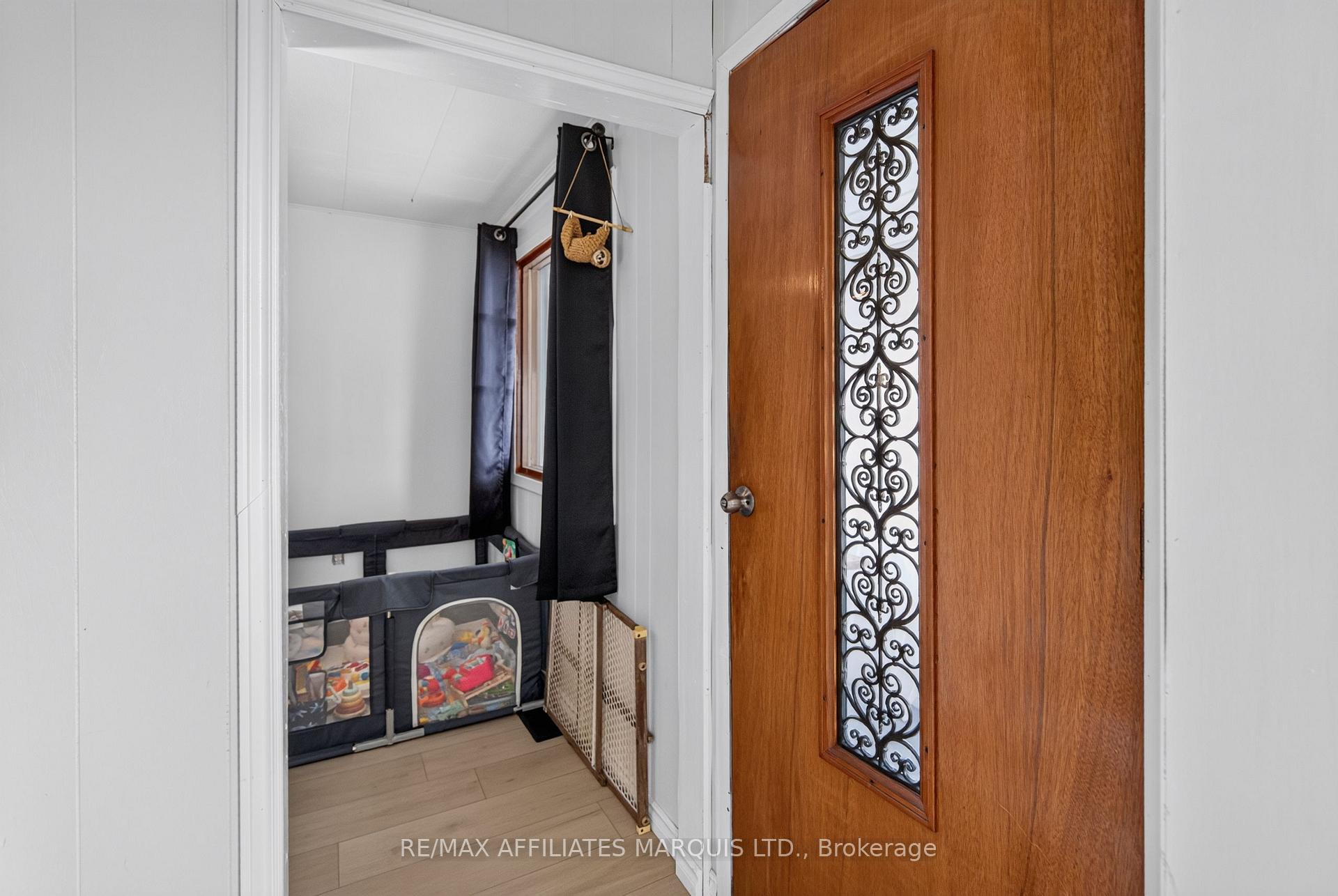 Photo 5 of 41 Eleventh Street E, Cornwall, Cornwall — HOMEH