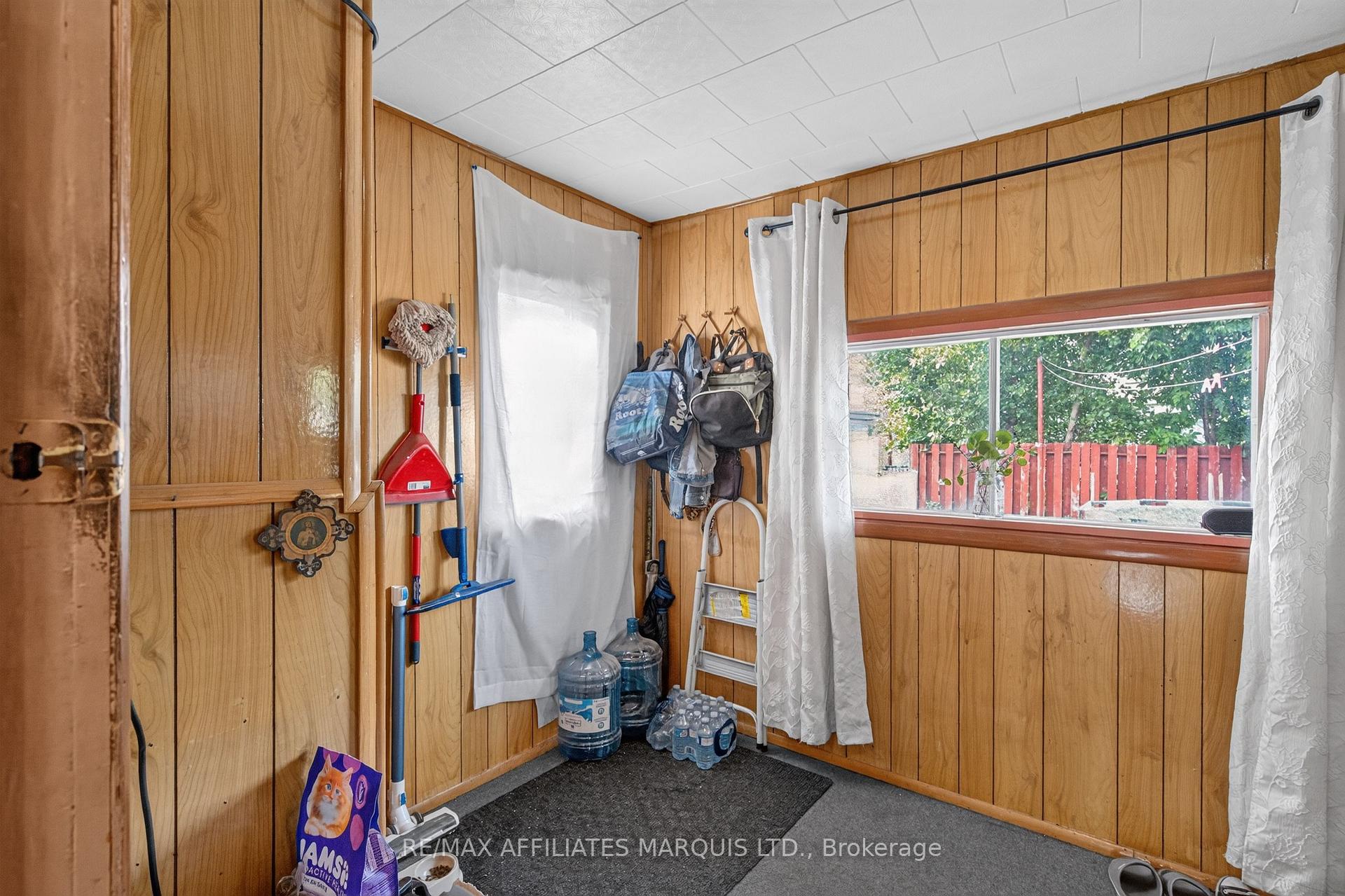 Photo 23 of 41 Eleventh Street E, Cornwall, Cornwall — HOMEH