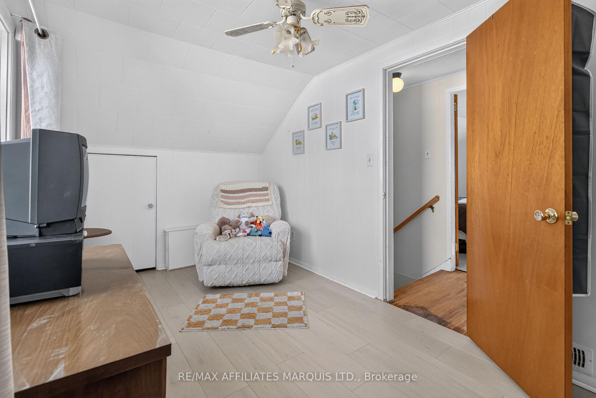 Photo 30 of 41 Eleventh Street E, Cornwall, Cornwall — HOMEH