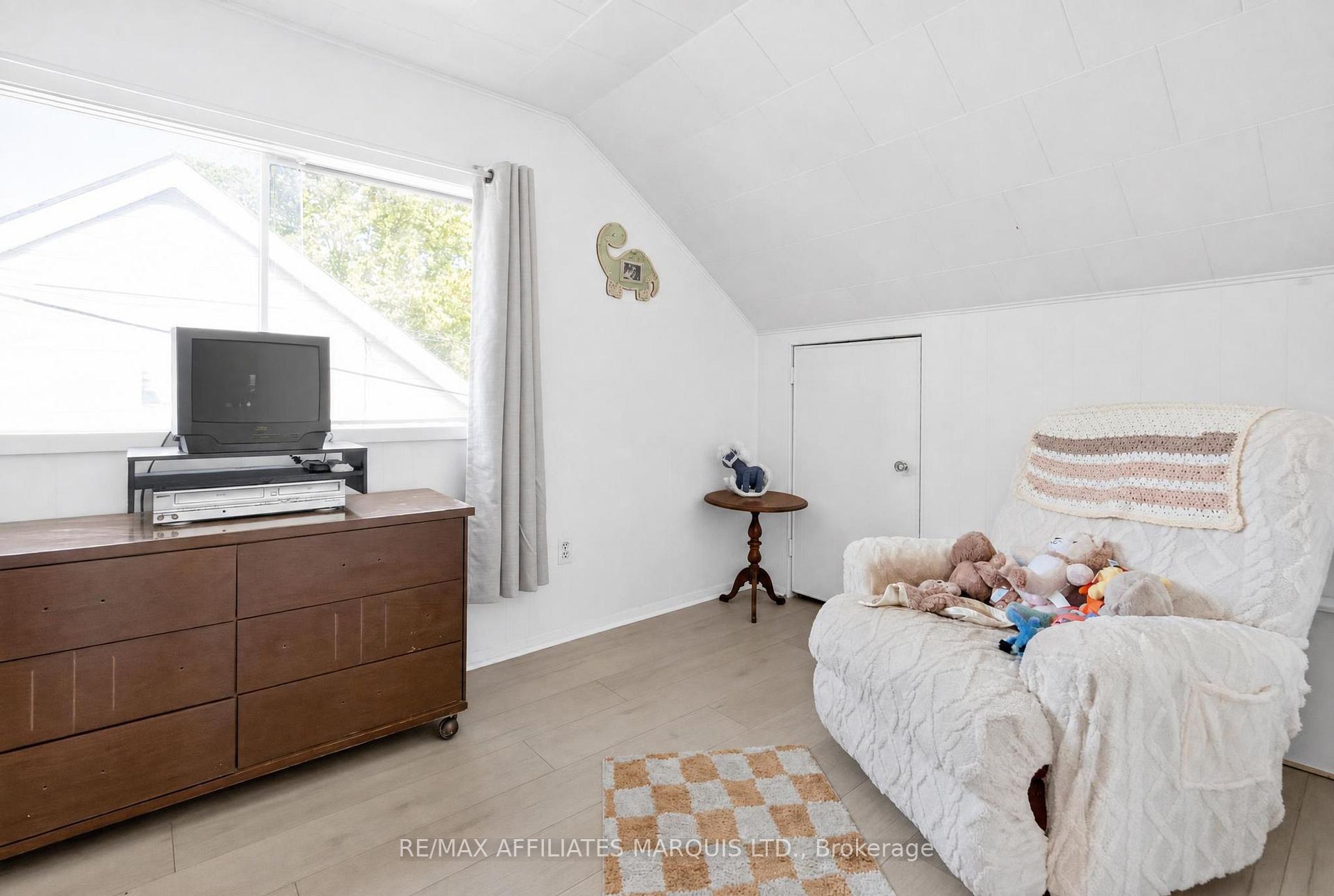 Photo 31 of 41 Eleventh Street E, Cornwall, Cornwall — HOMEH