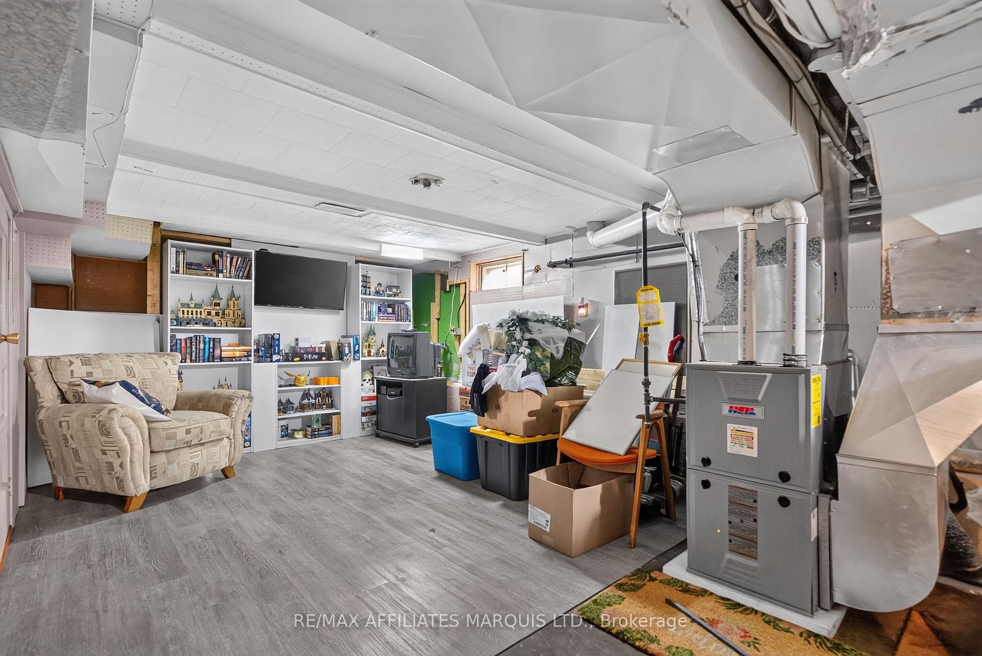 Photo 32 of 41 Eleventh Street E, Cornwall, Cornwall — HOMEH