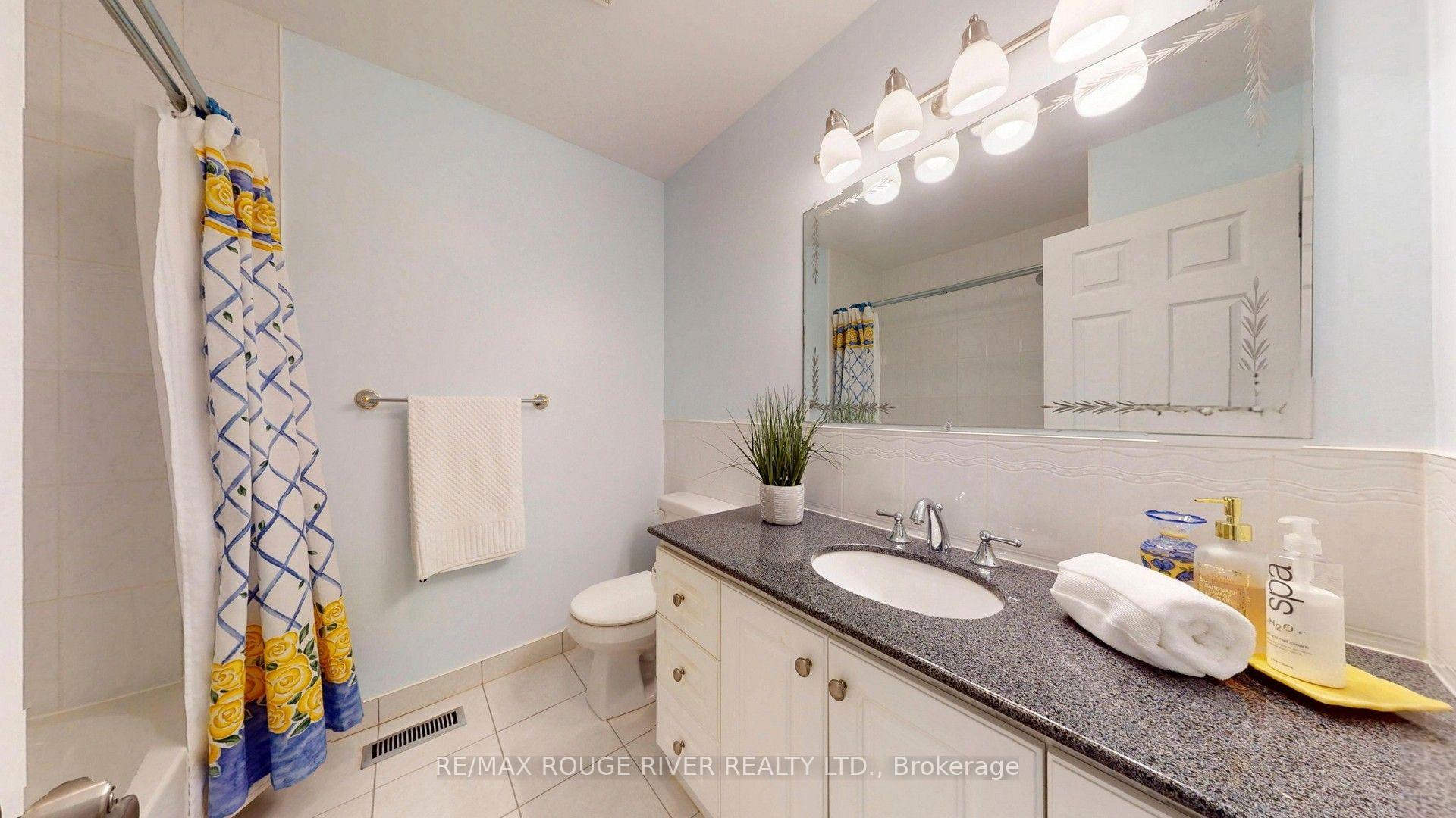 Photo 23 of 33 Pepper Tree Drive, Scarborough, Centennial Scarborough — HOMEH