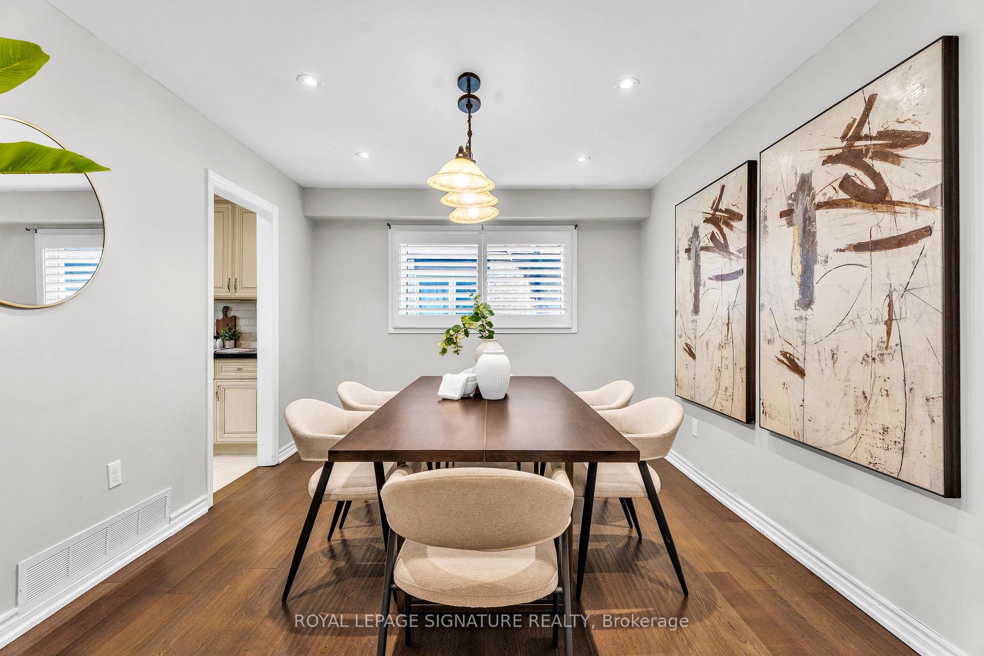 Photo 3 of 89 Batson Drive, Aurora, Aurora Village — HOMEH
