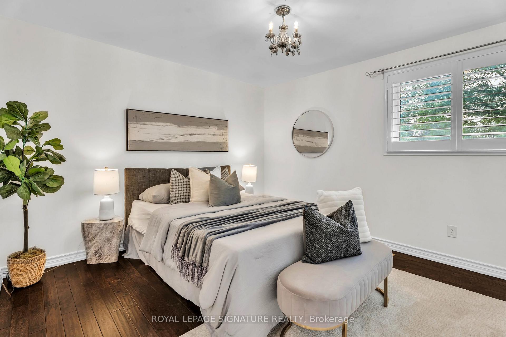 Photo 10 of 89 Batson Drive, Aurora, Aurora Village — HOMEH