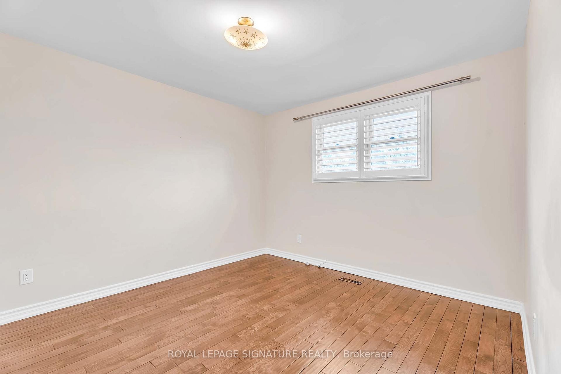 Photo 24 of 89 Batson Drive, Aurora, Aurora Village — HOMEH