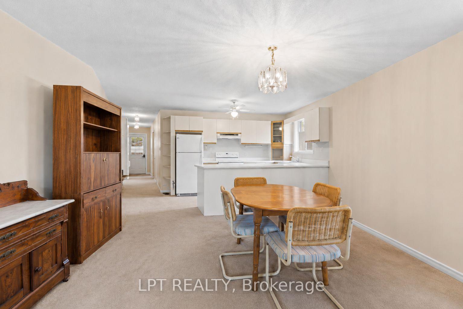 Photo 16 of 204A The Queensway, Georgina, Keswick North — HOMEH