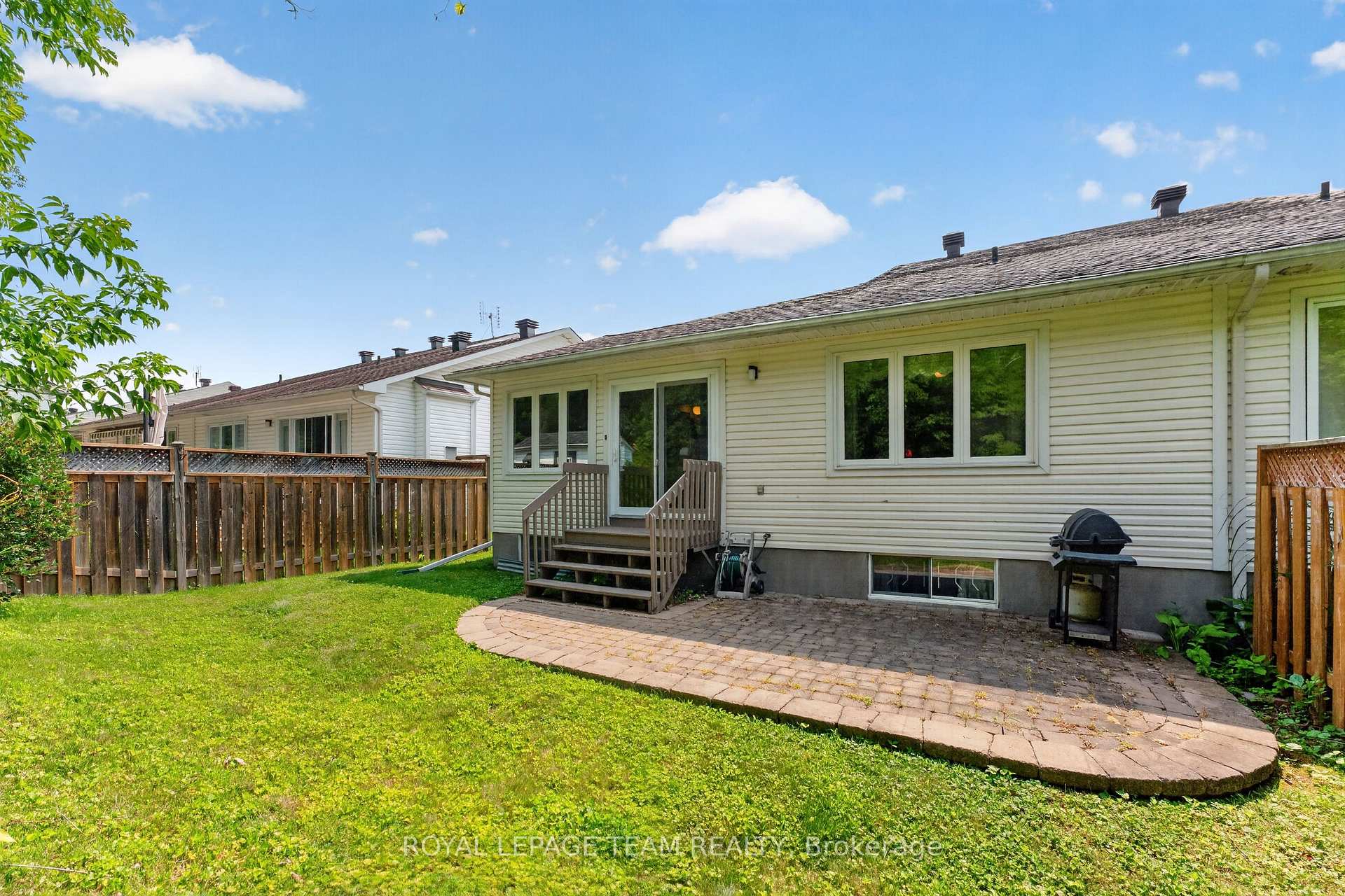 Photo 9 of 35 Billingham Crescent, Ottawa, Kanata - Morgan's Grant/South March — HOMEH