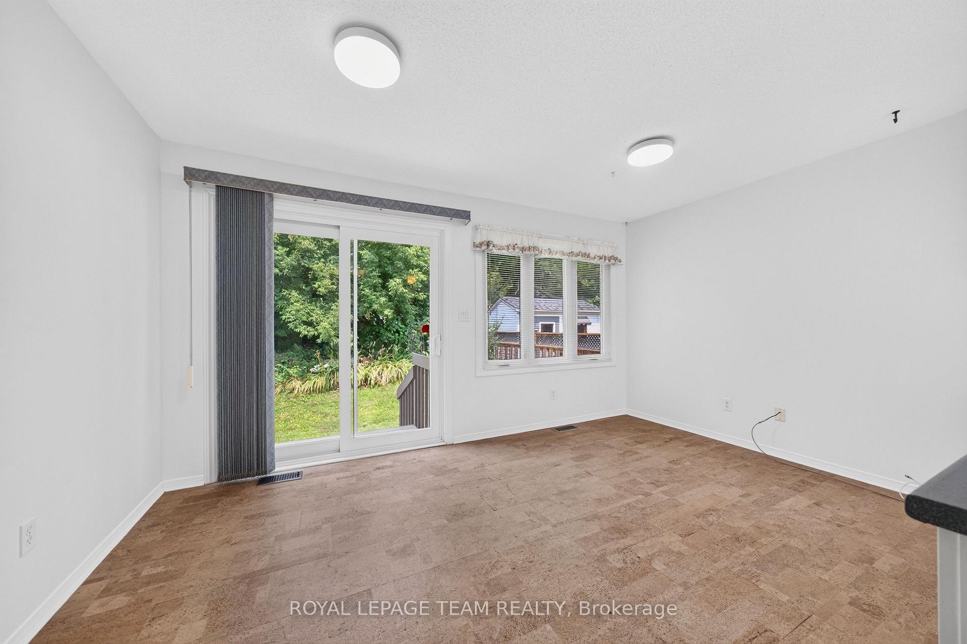 Photo 27 of 35 Billingham Crescent, Ottawa, Kanata - Morgan's Grant/South March — HOMEH