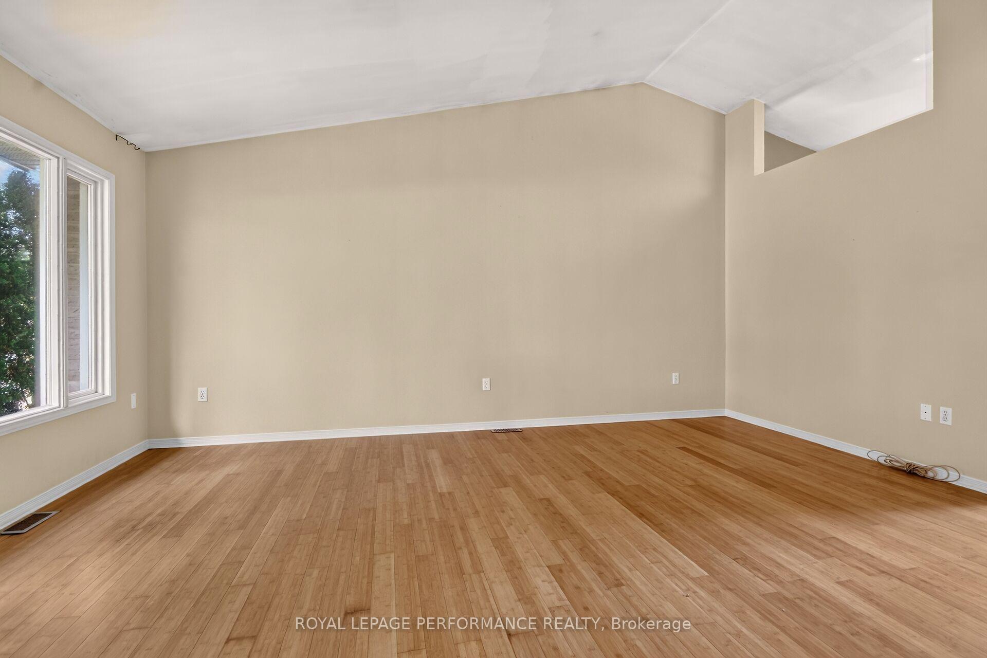 Photo 7 of 508 Maley Street, North Grenville, Kemptville — HOMEH
