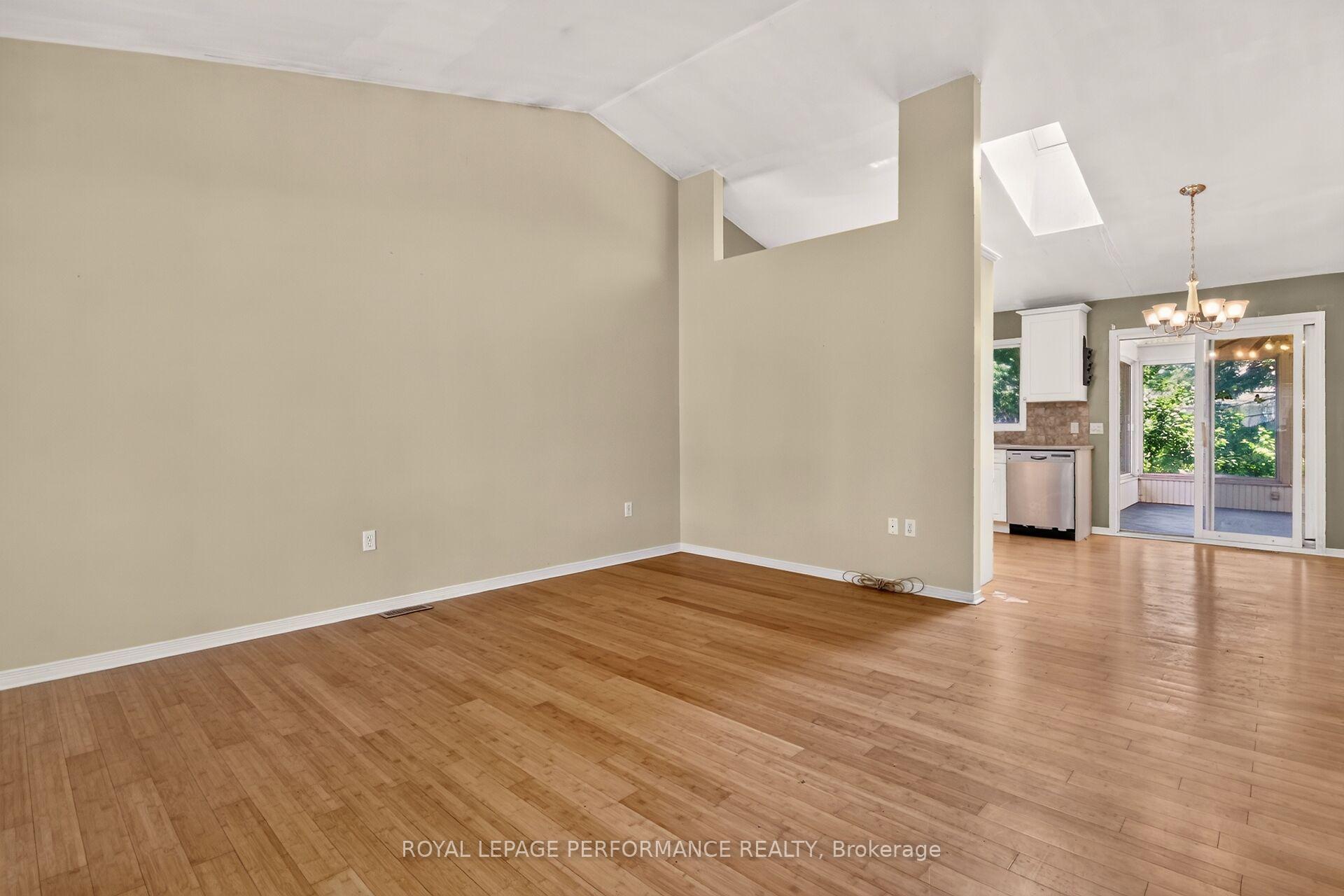 Photo 12 of 508 Maley Street, North Grenville, Kemptville — HOMEH