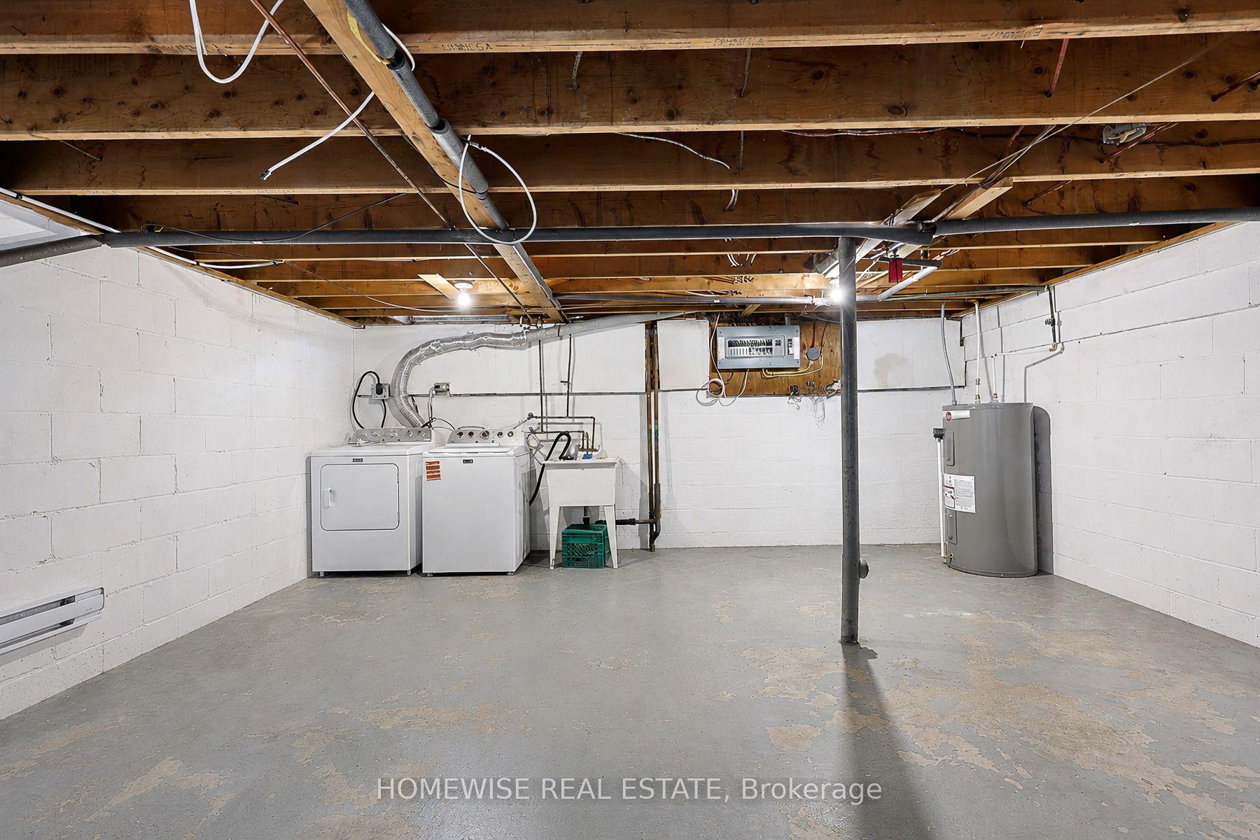 Photo 35 of Unit 40, 1350 Winding Trail, Mississauga, Applewood — HOMEH