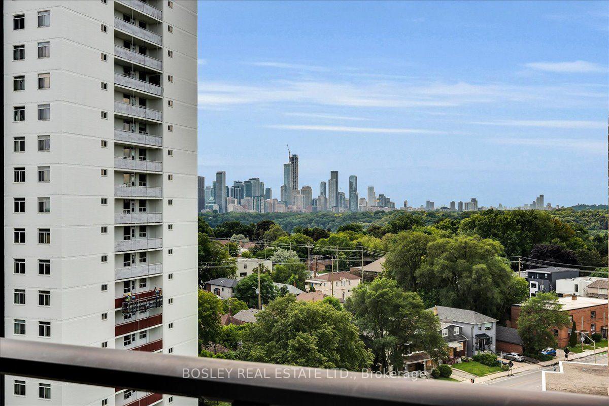 Photo 7 of Unit 1102, 1145 Logan Avenue, Toronto, Broadview North — HOMEH