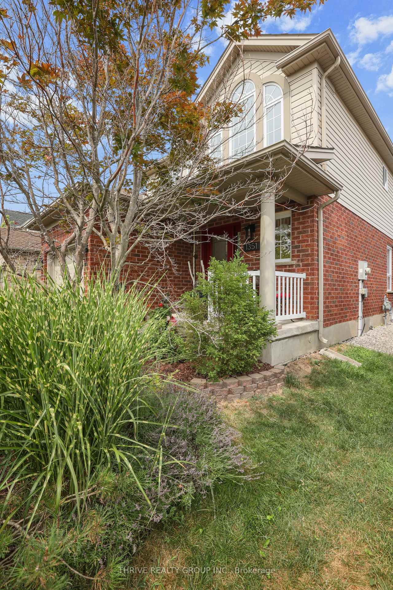 Photo 4 of 1351 Pleasantview Drive, London, North C — HOMEH