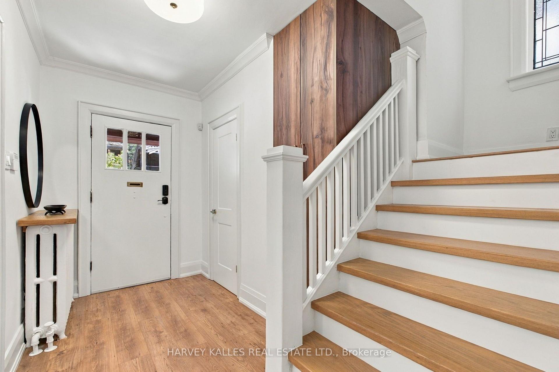 Photo 4 of 32 Crang Avenue, Toronto, Oakwood Village — HOMEH