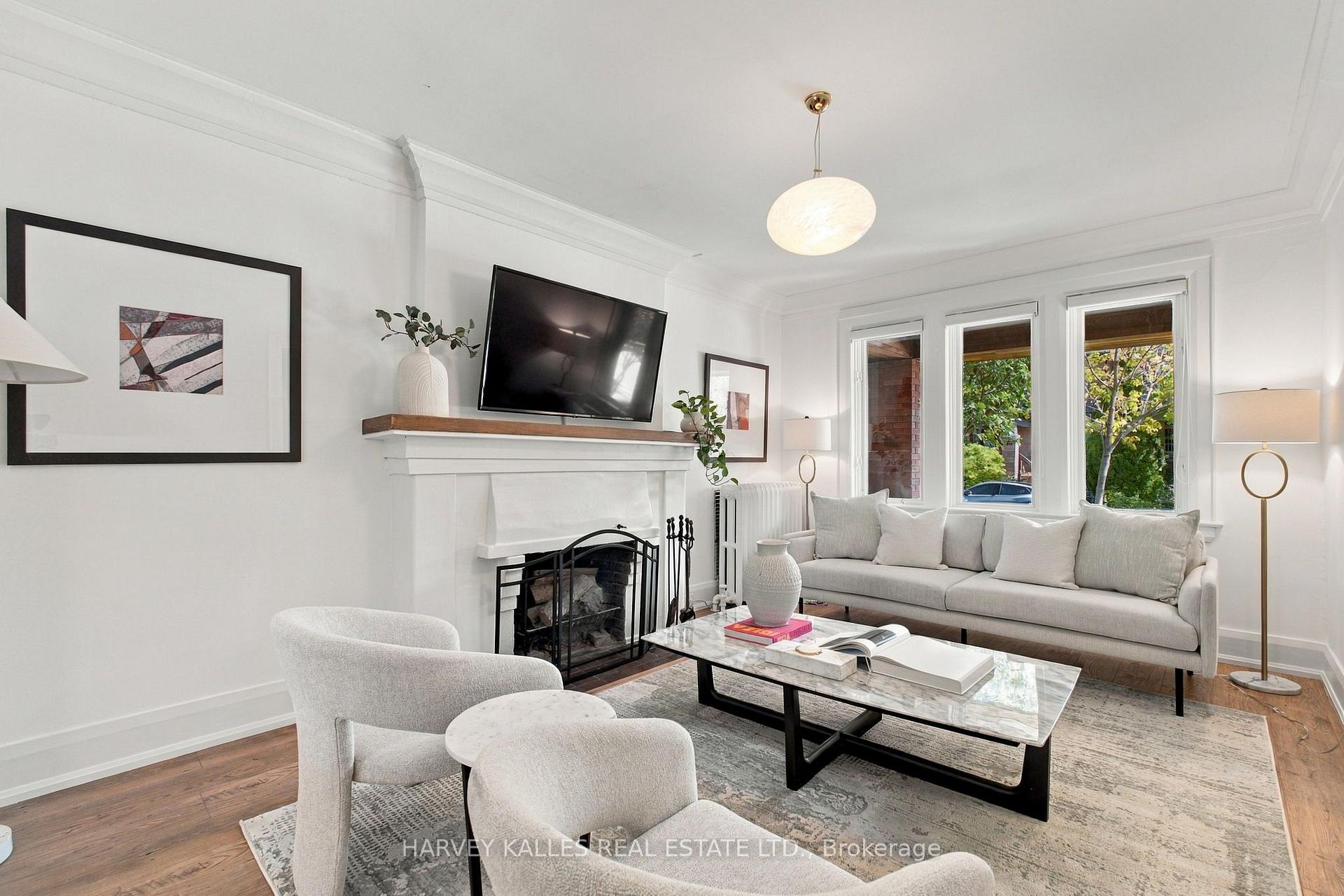 Photo 10 of 32 Crang Avenue, Toronto, Oakwood Village — HOMEH